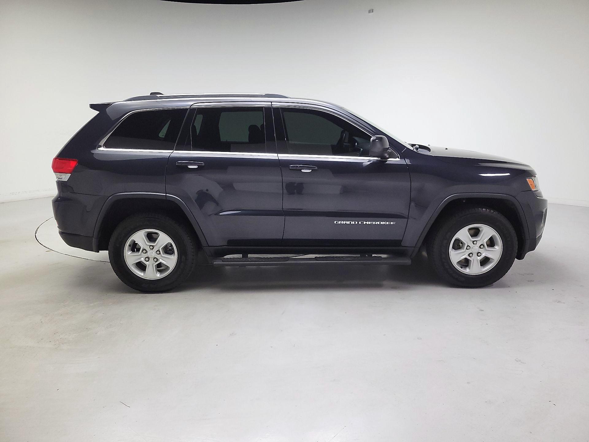 Thumbnail: 2015 Jeep Grand Cherokee - 4
