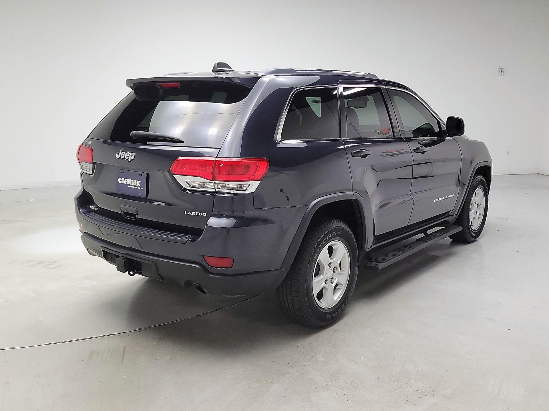 Thumbnail: 2015 Jeep Grand Cherokee - 5