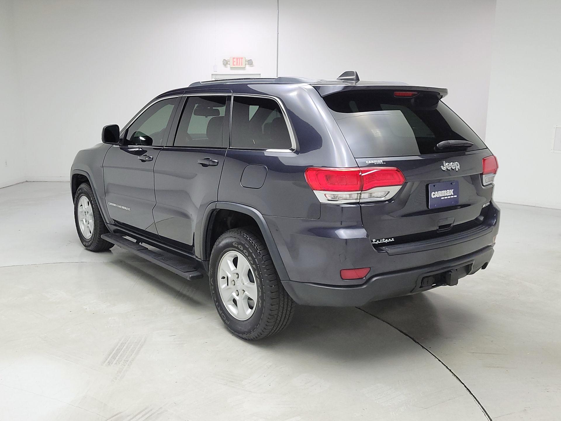 Thumbnail: 2015 Jeep Grand Cherokee - 7