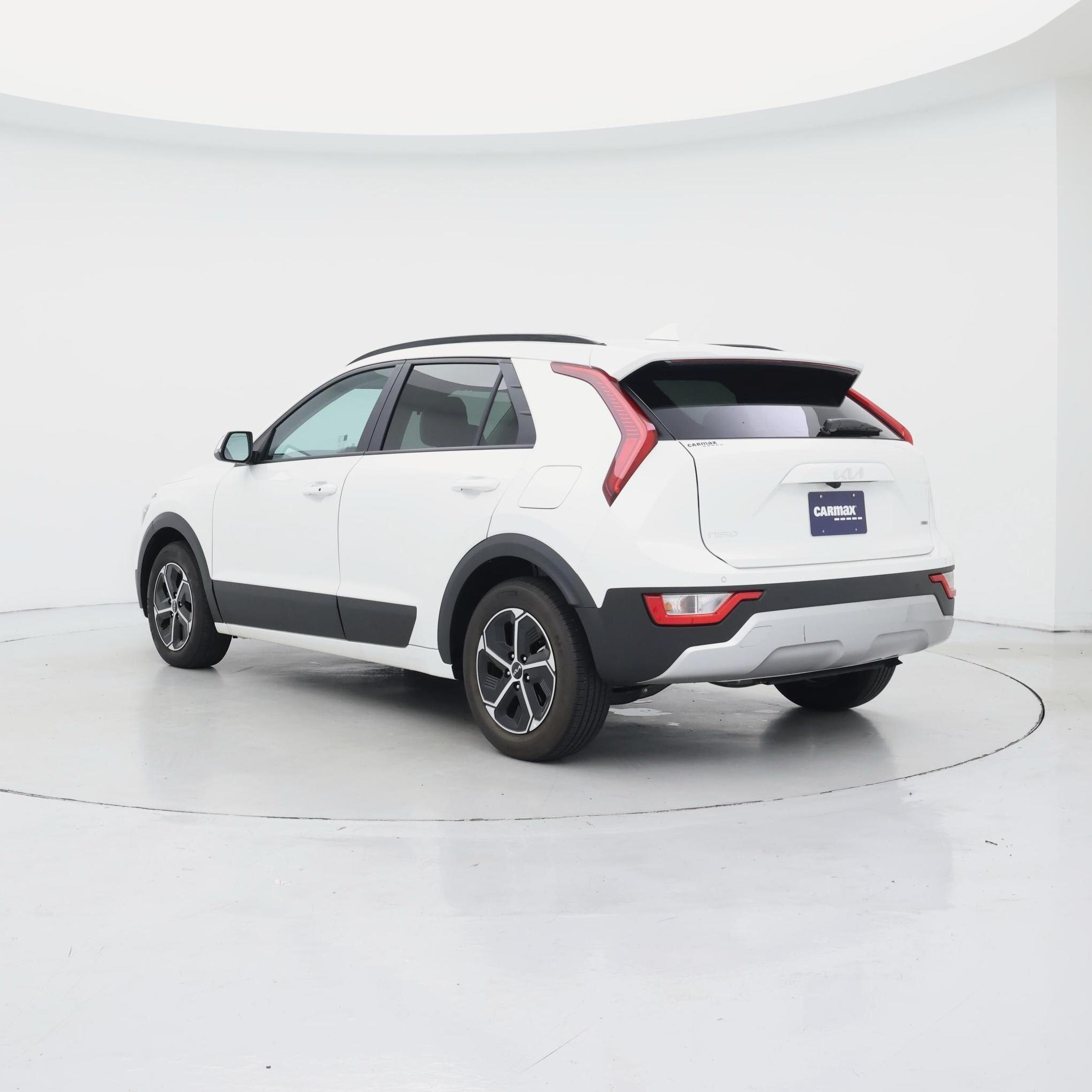 Thumbnail: 2025 Kia Niro - 2