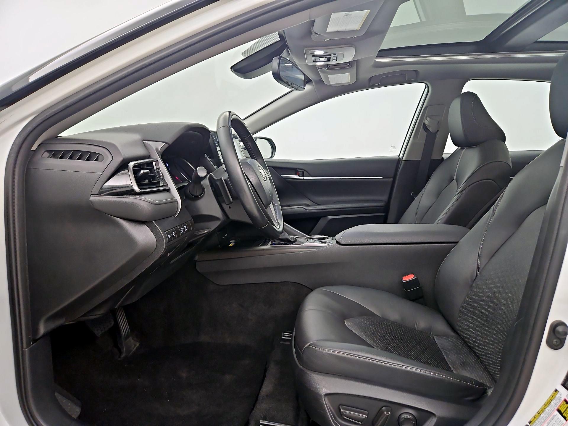 Thumbnail: 2023 Toyota Camry - 11