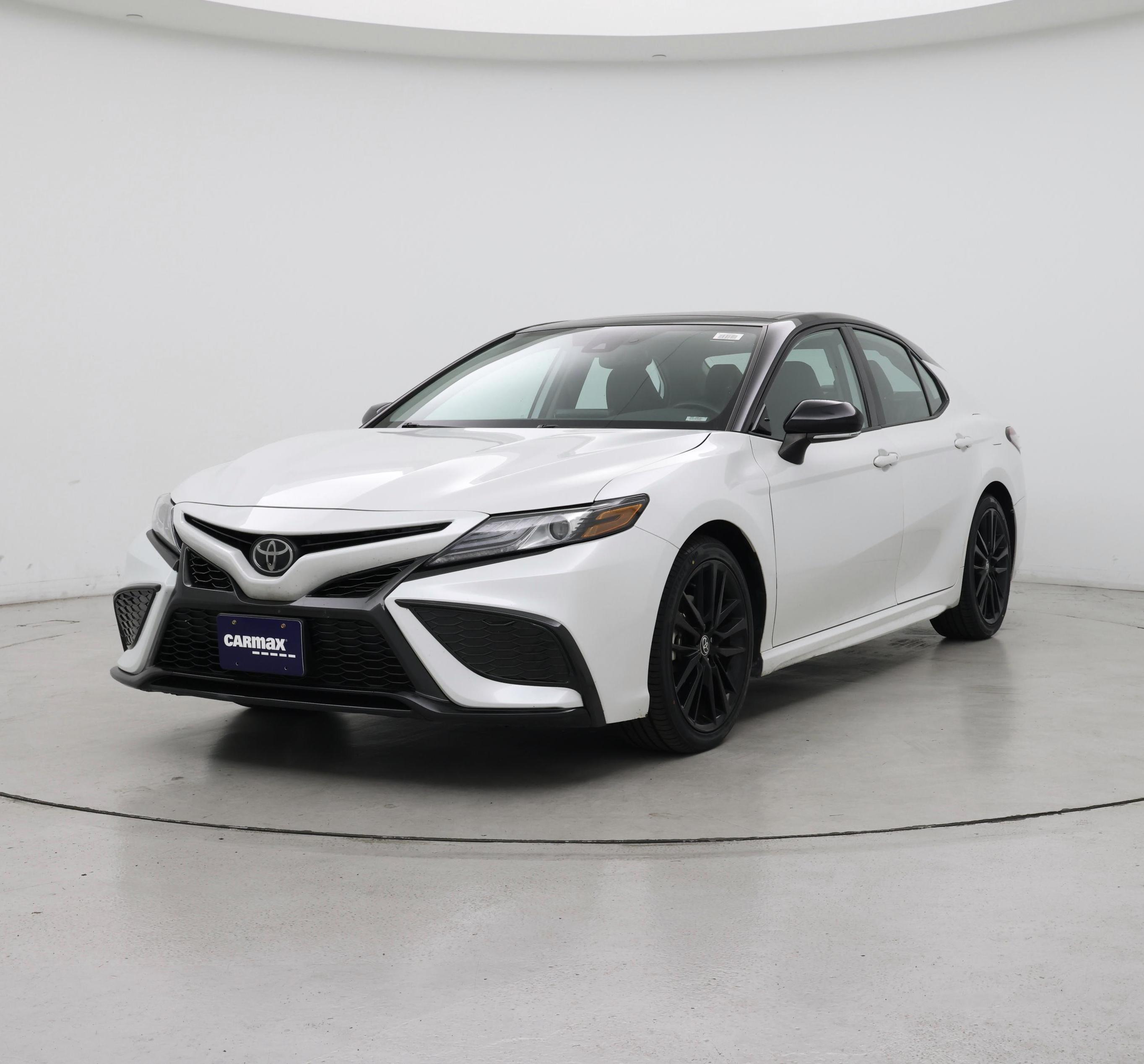 Thumbnail: 2023 Toyota Camry - 4