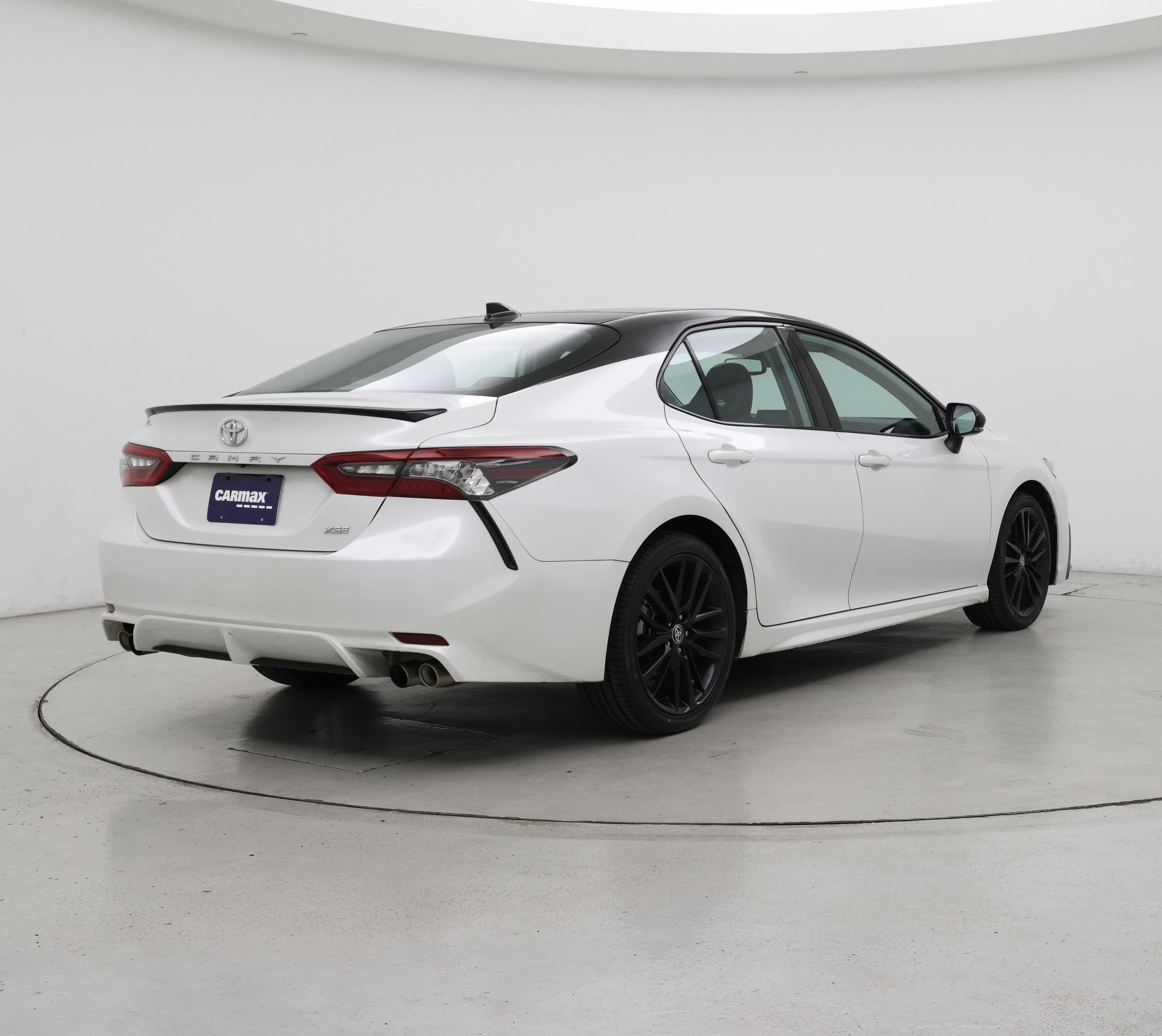 Thumbnail: 2023 Toyota Camry - 8
