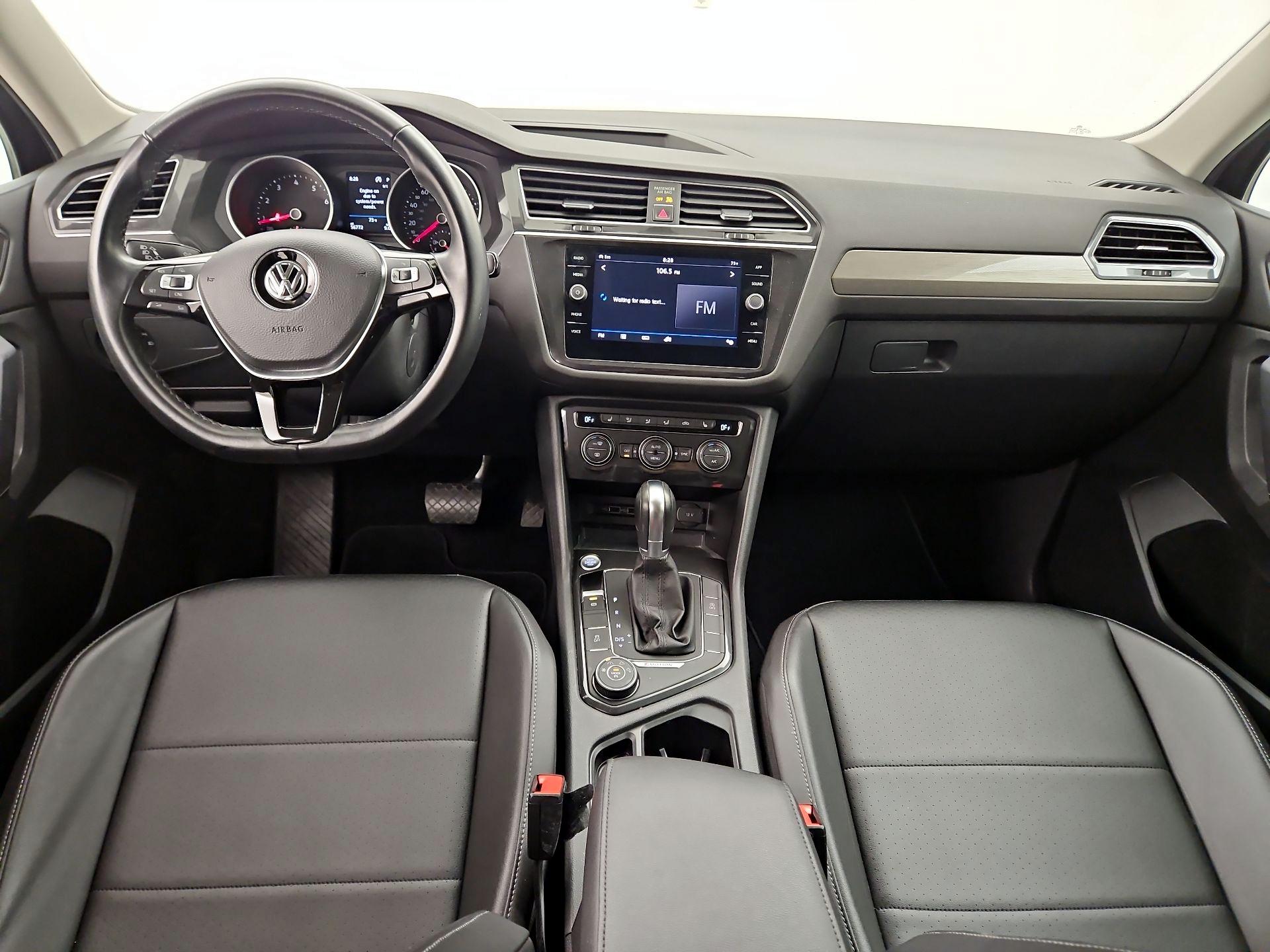 Thumbnail: 2018 Volkswagen Tiguan - 9