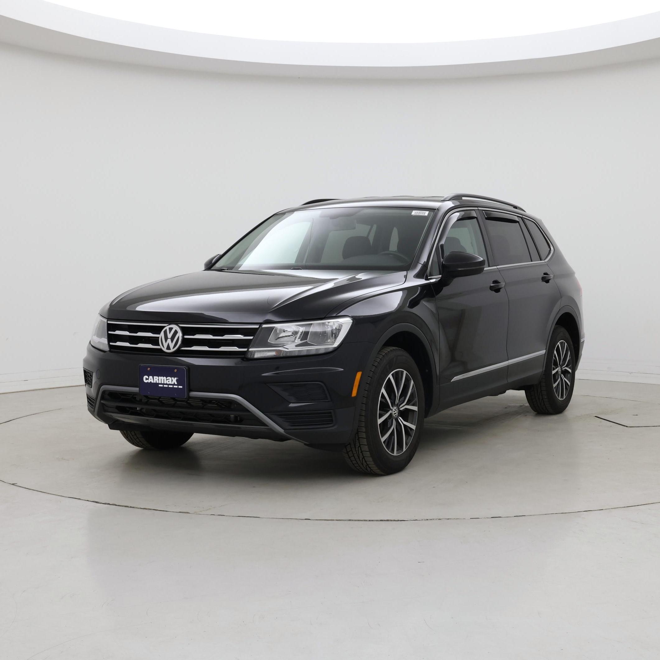 Thumbnail: 2018 Volkswagen Tiguan - 4