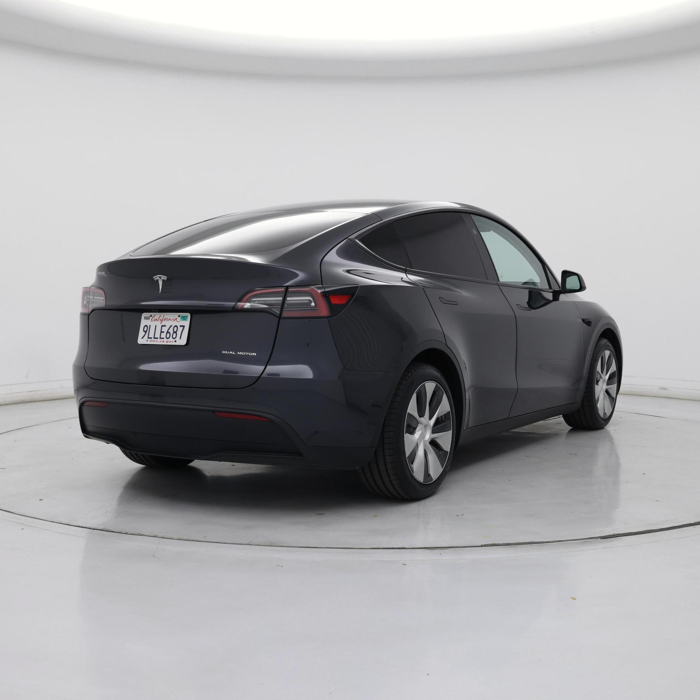 Thumbnail: 2024 Tesla Model Y - 8