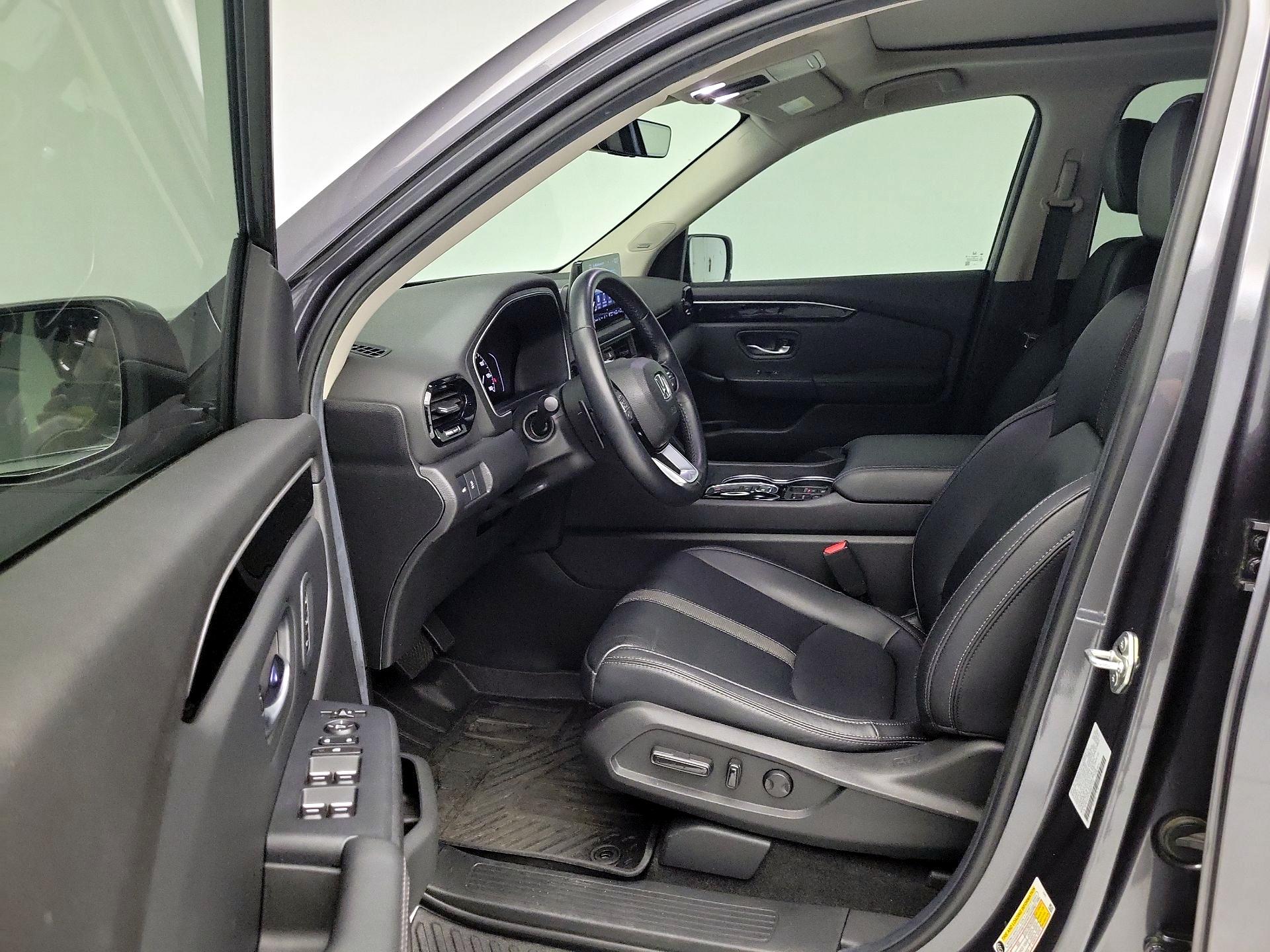 Thumbnail: 2025 Honda Pilot - 11