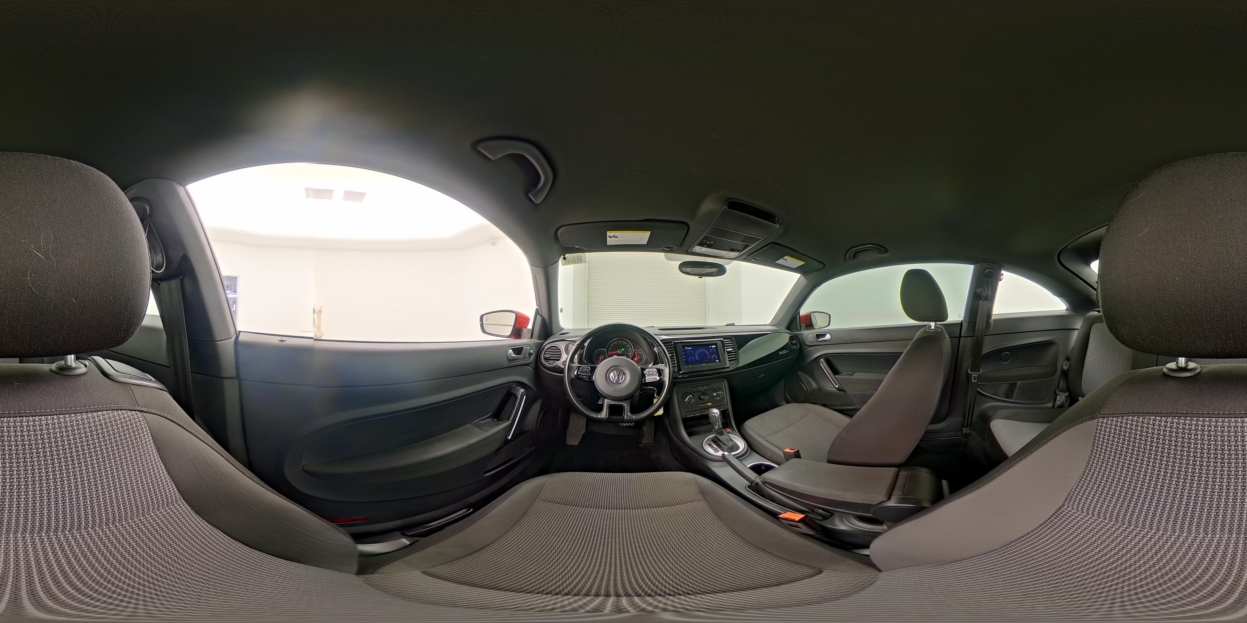 2019 Volkswagen Beetle S - Photo 24