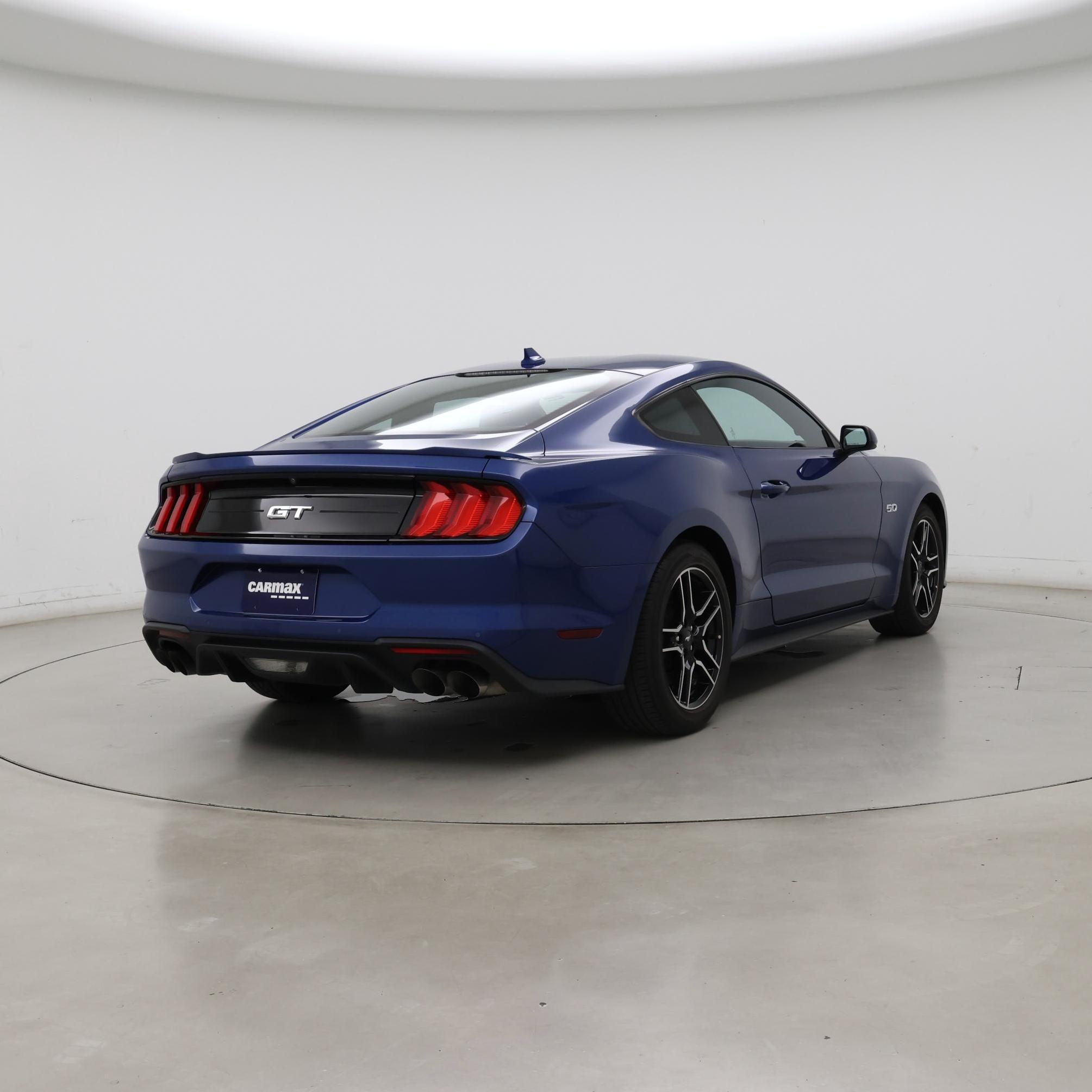 Thumbnail: 2022 Ford Mustang - 8