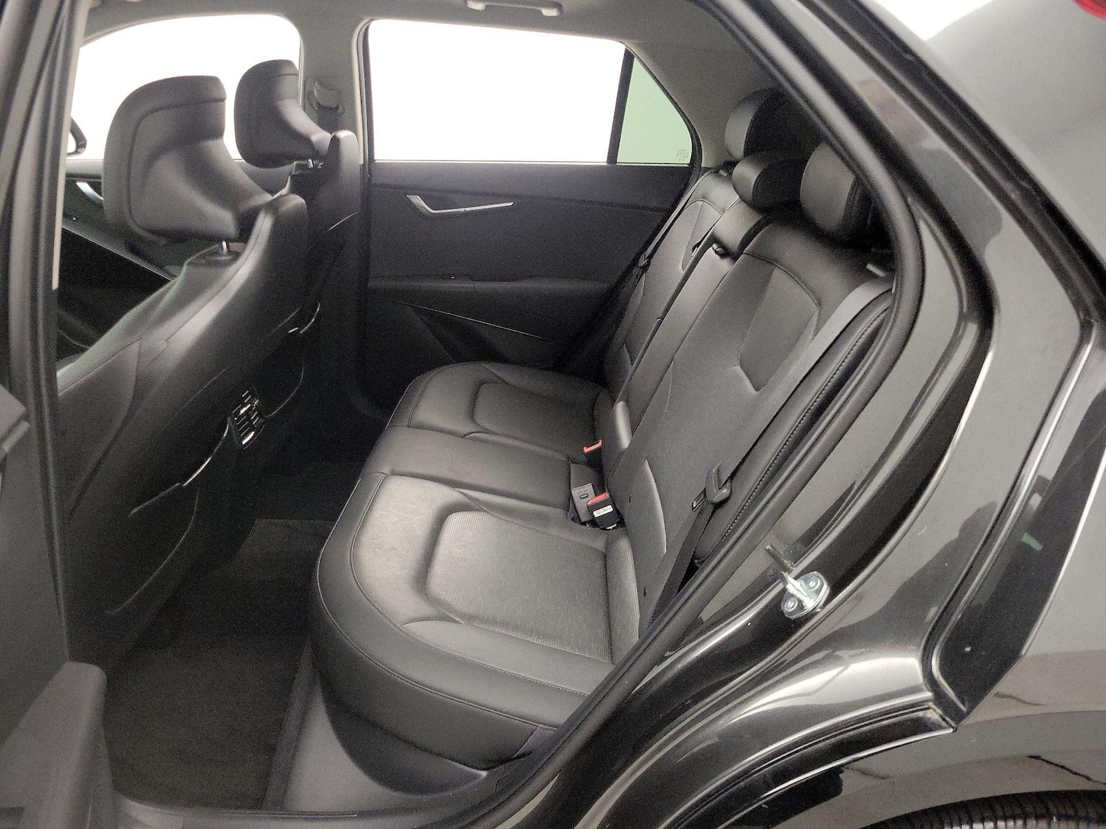 2024 Kia Niro SX Touring - Photo 22