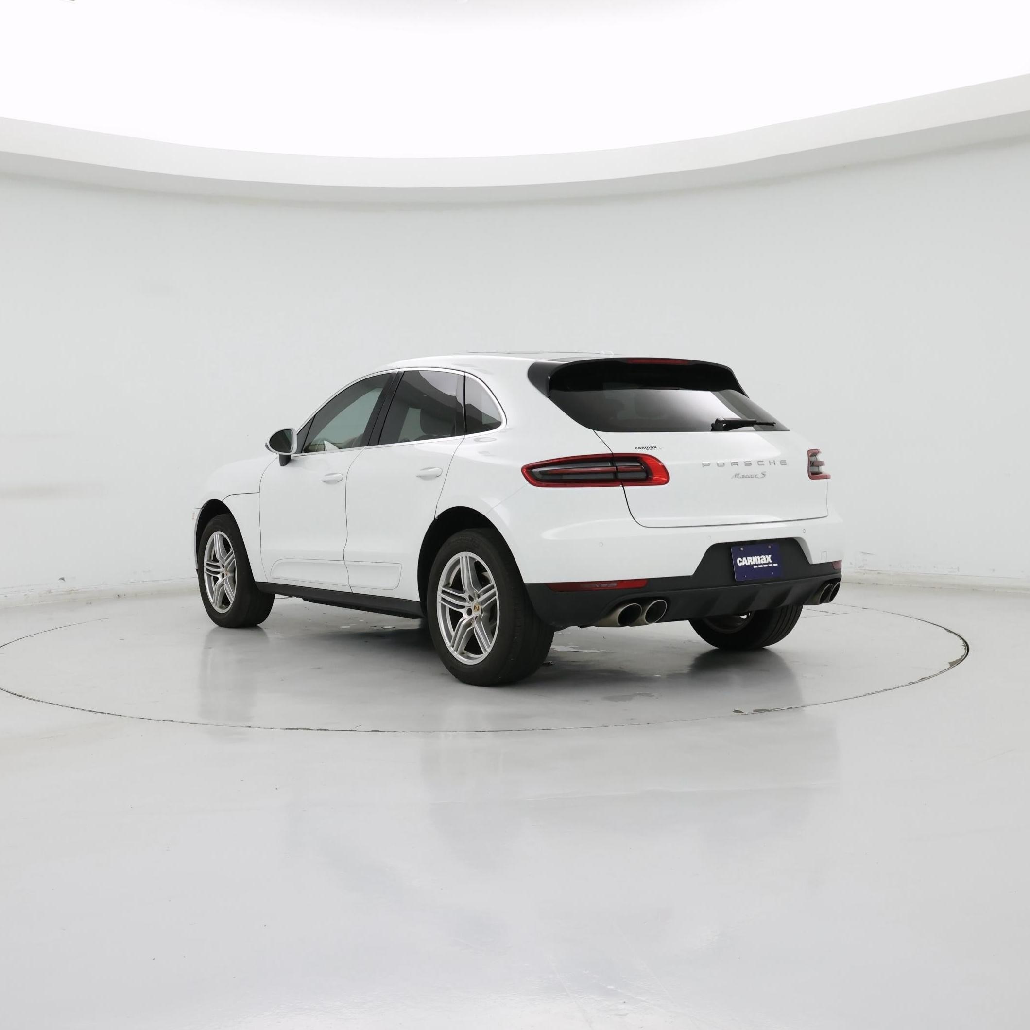 Thumbnail: 2015 Porsche Macan - 2