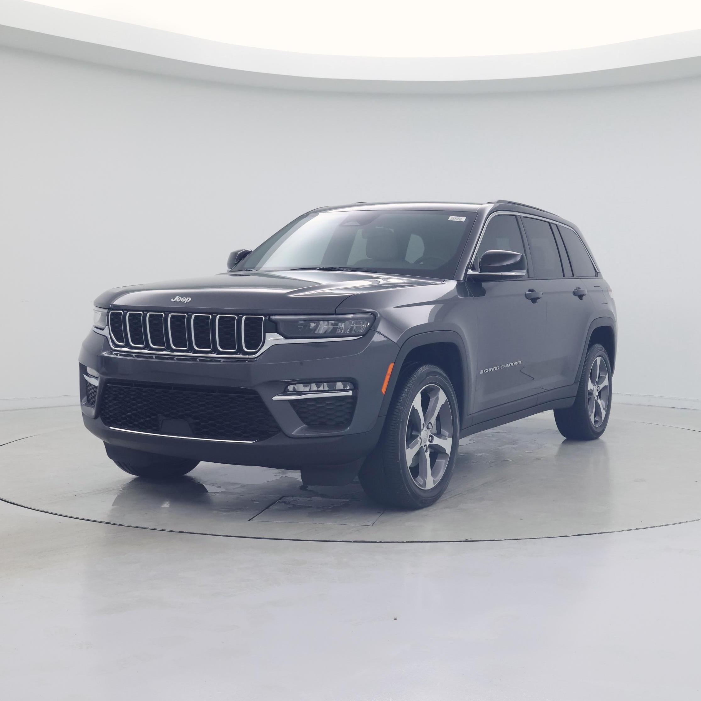 Thumbnail: 2025 Jeep Grand Cherokee - 4