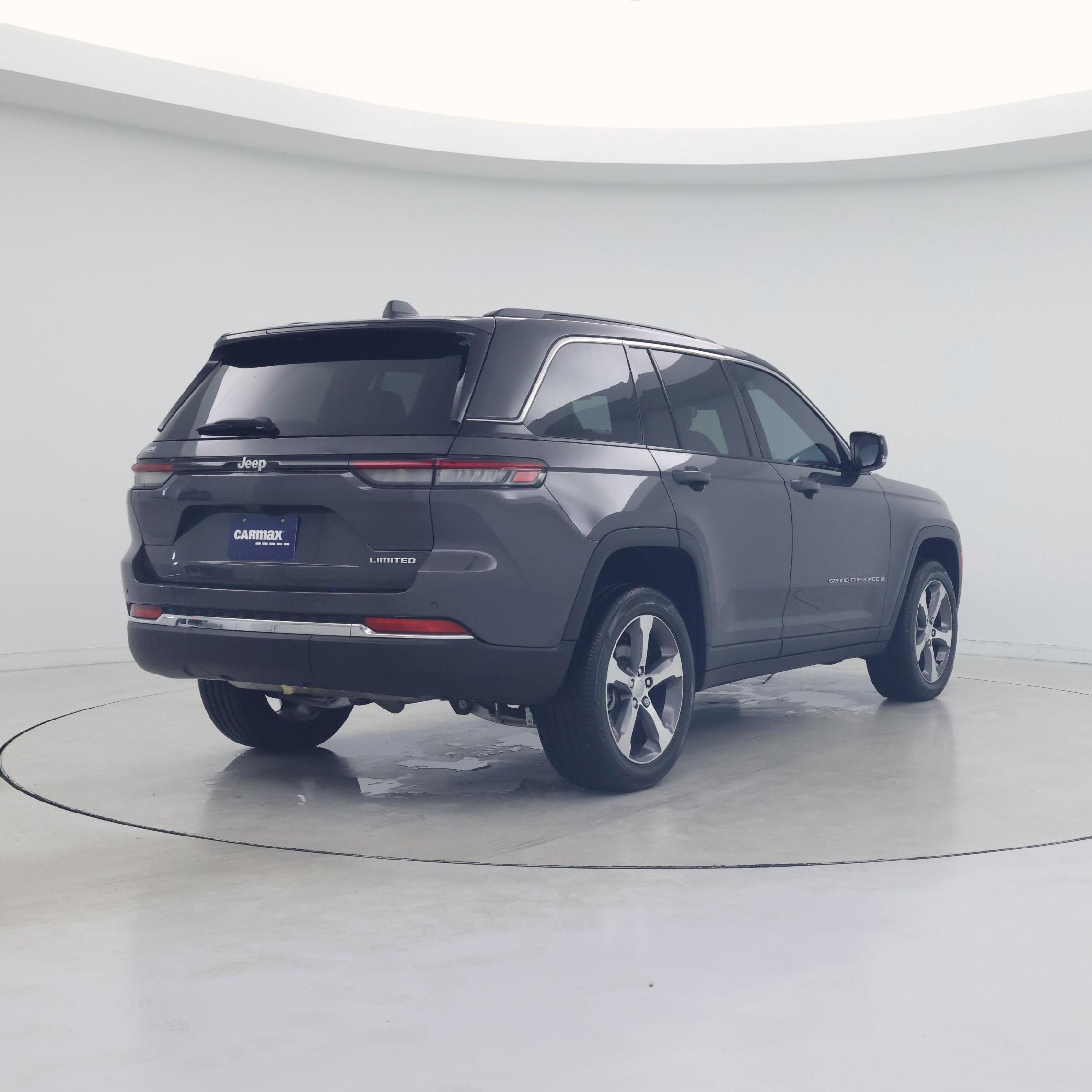 Thumbnail: 2025 Jeep Grand Cherokee - 8
