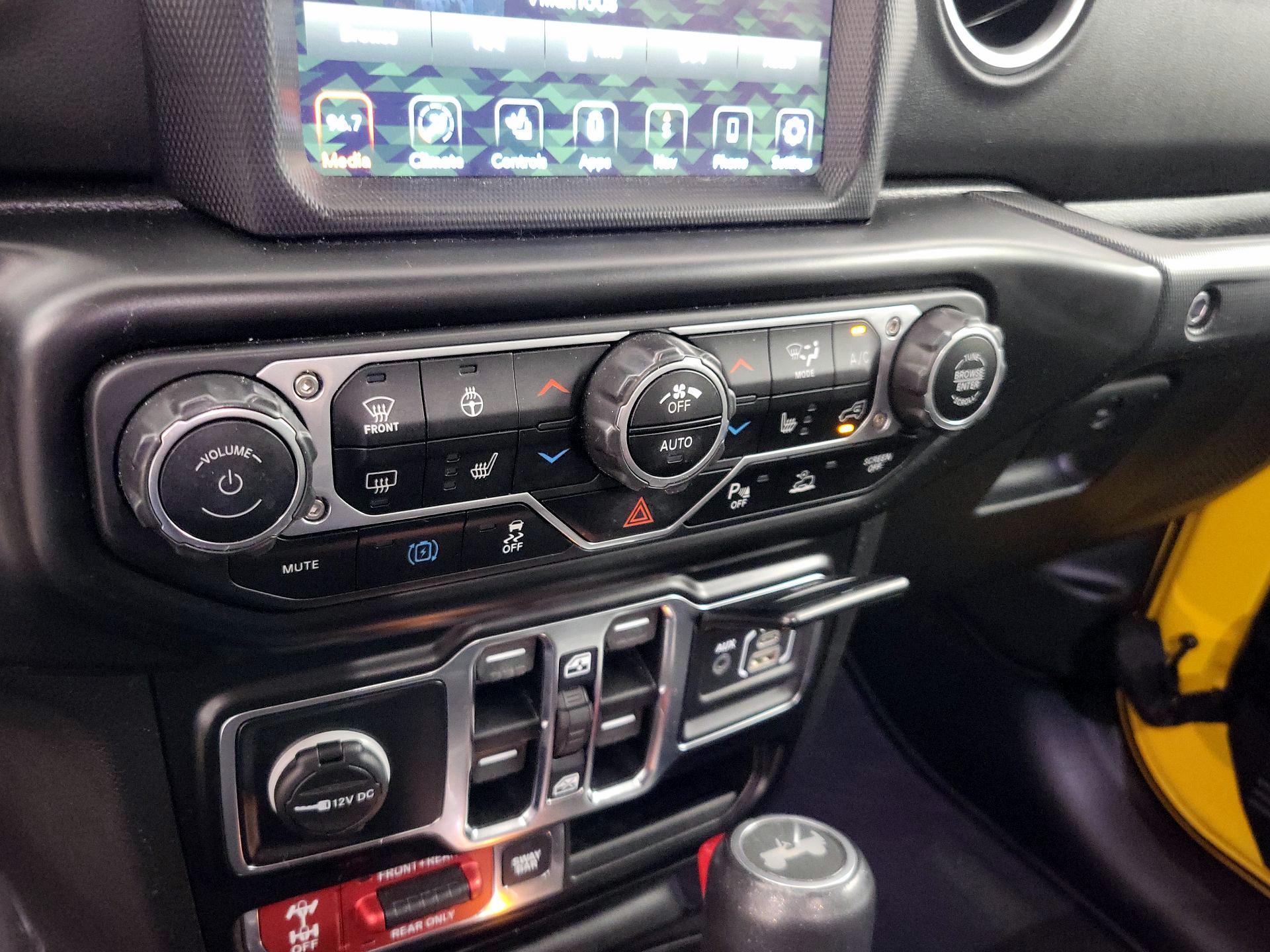 Thumbnail: 2021 Jeep Wrangler - 16