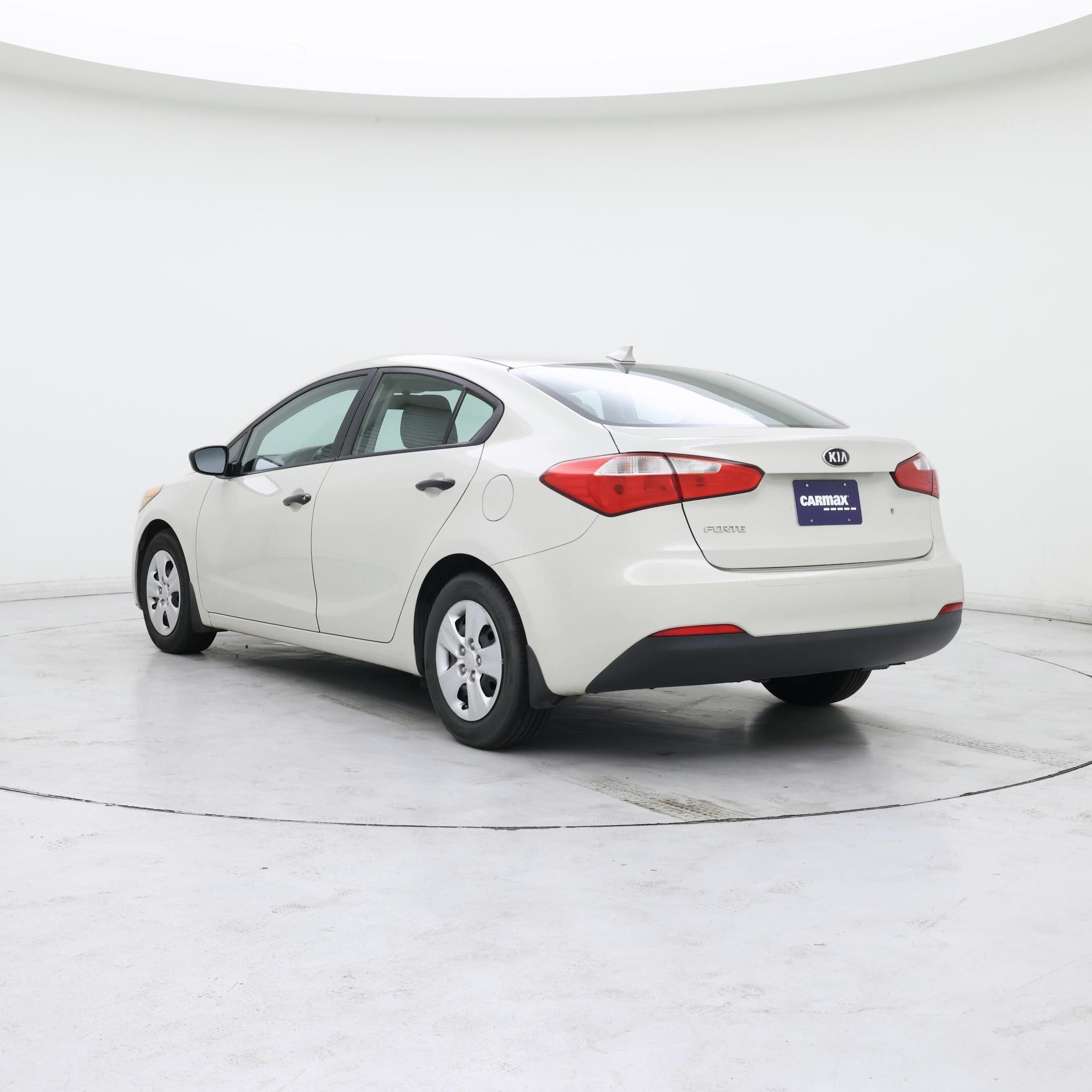 Thumbnail: 2015 Kia Forte - 2