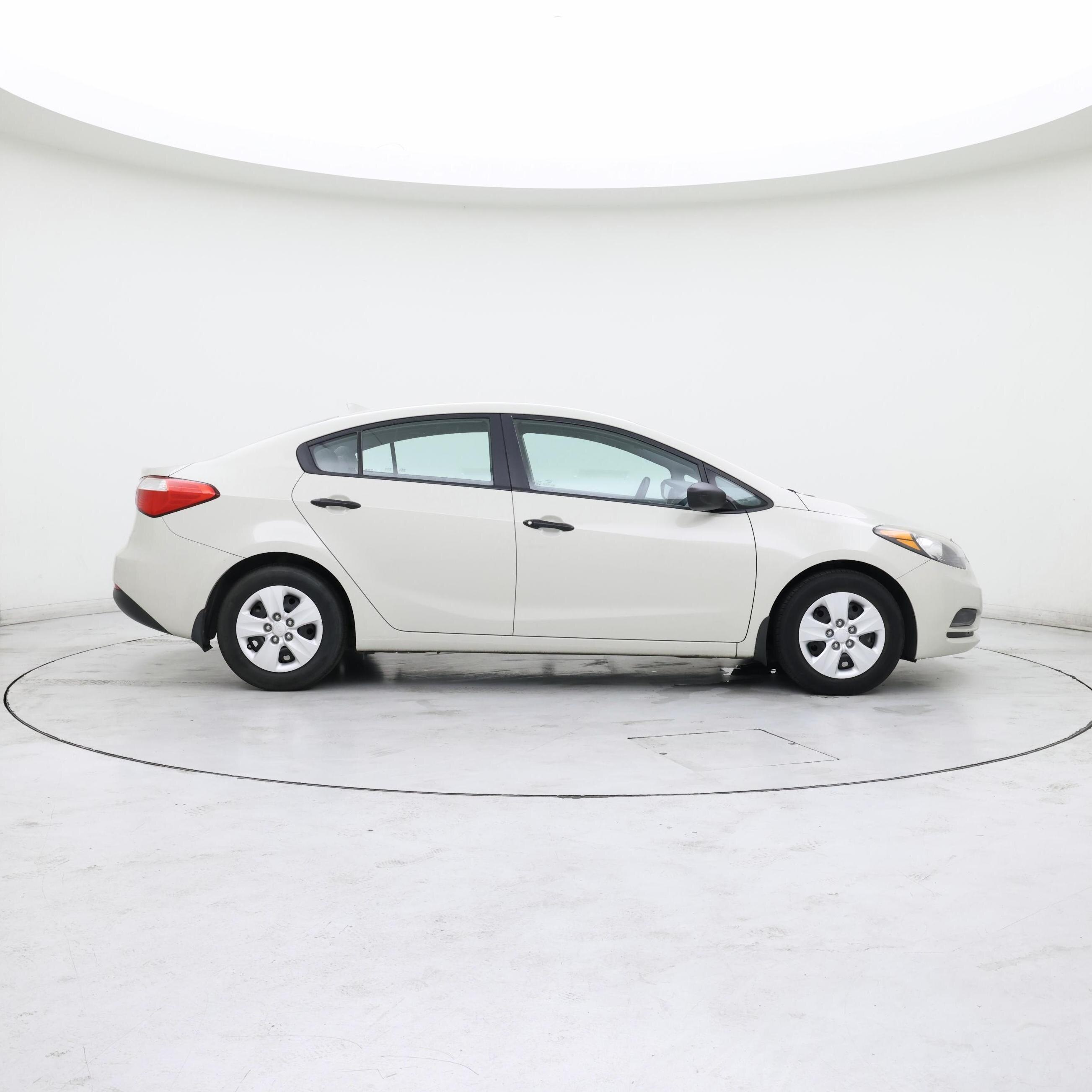 Thumbnail: 2015 Kia Forte - 7