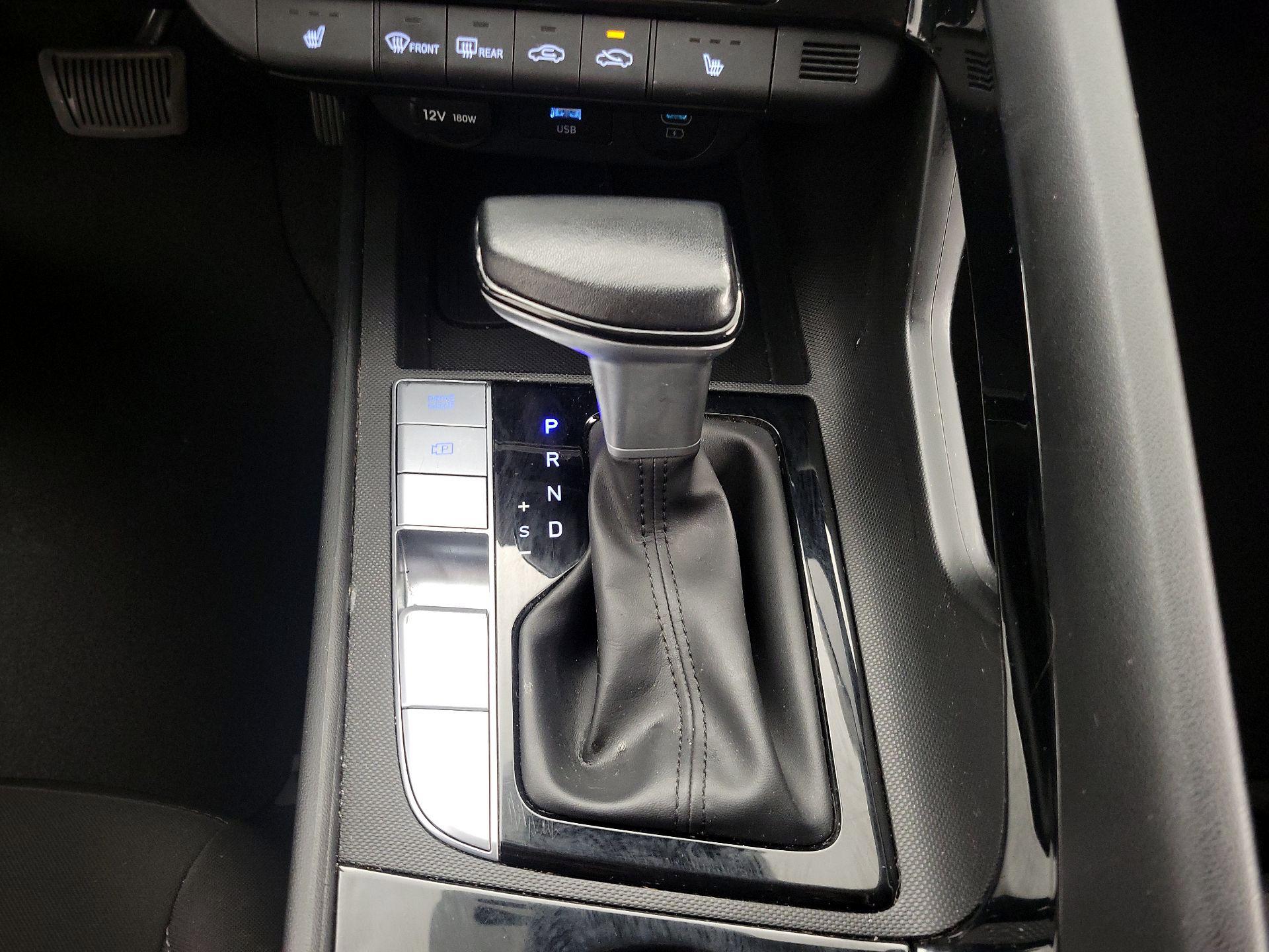 Thumbnail: 2024 Hyundai Elantra - 18