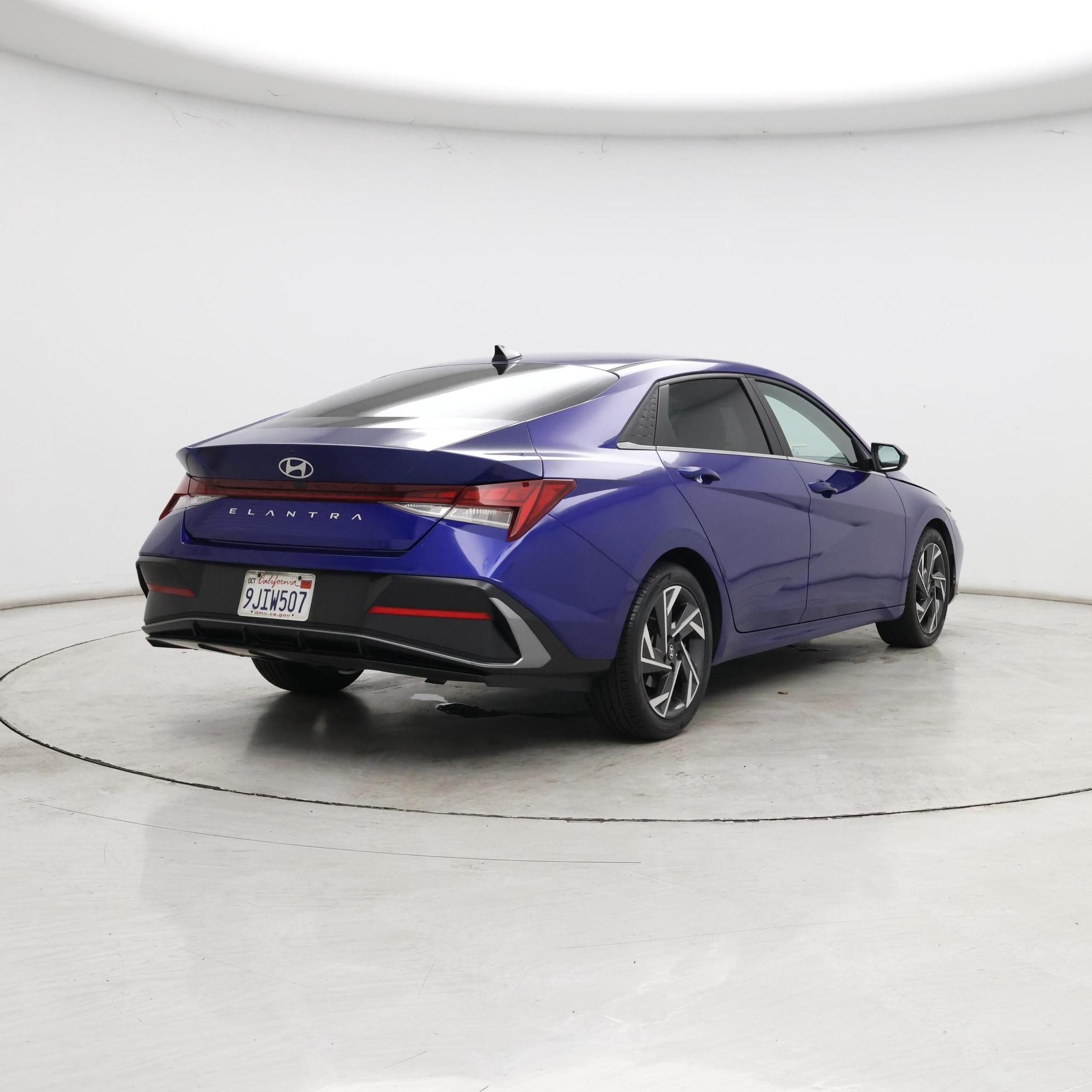 Thumbnail: 2024 Hyundai Elantra - 8