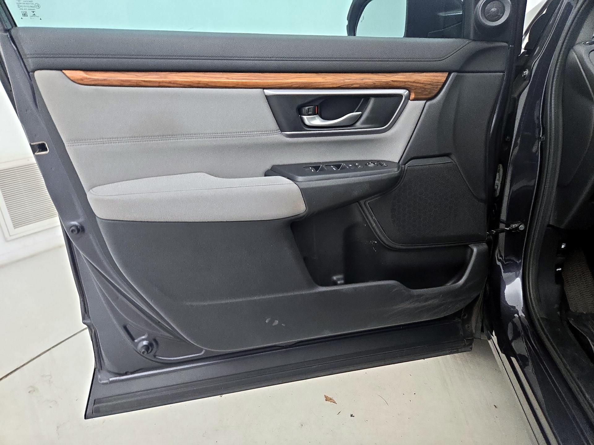 Thumbnail: 2017 Honda CR-V - 10
