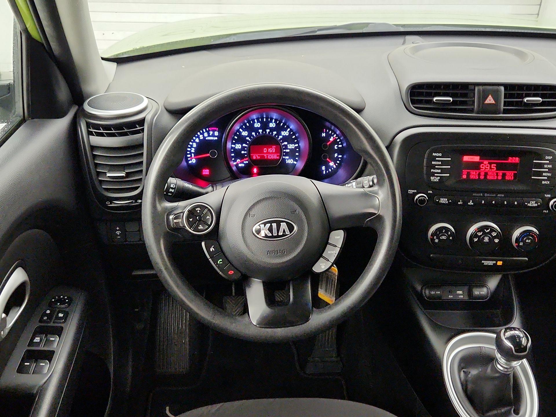 Thumbnail: 2016 Kia Soul - 10
