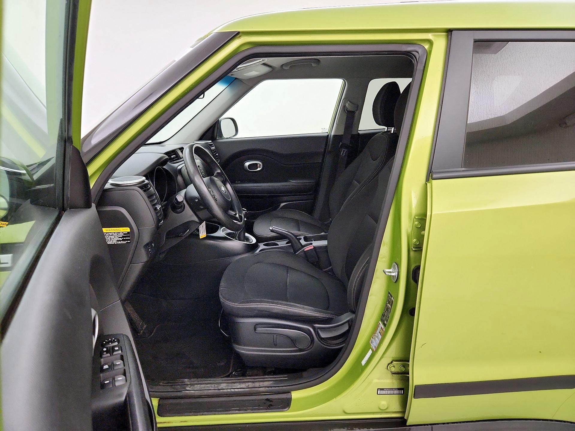 Thumbnail: 2016 Kia Soul - 11