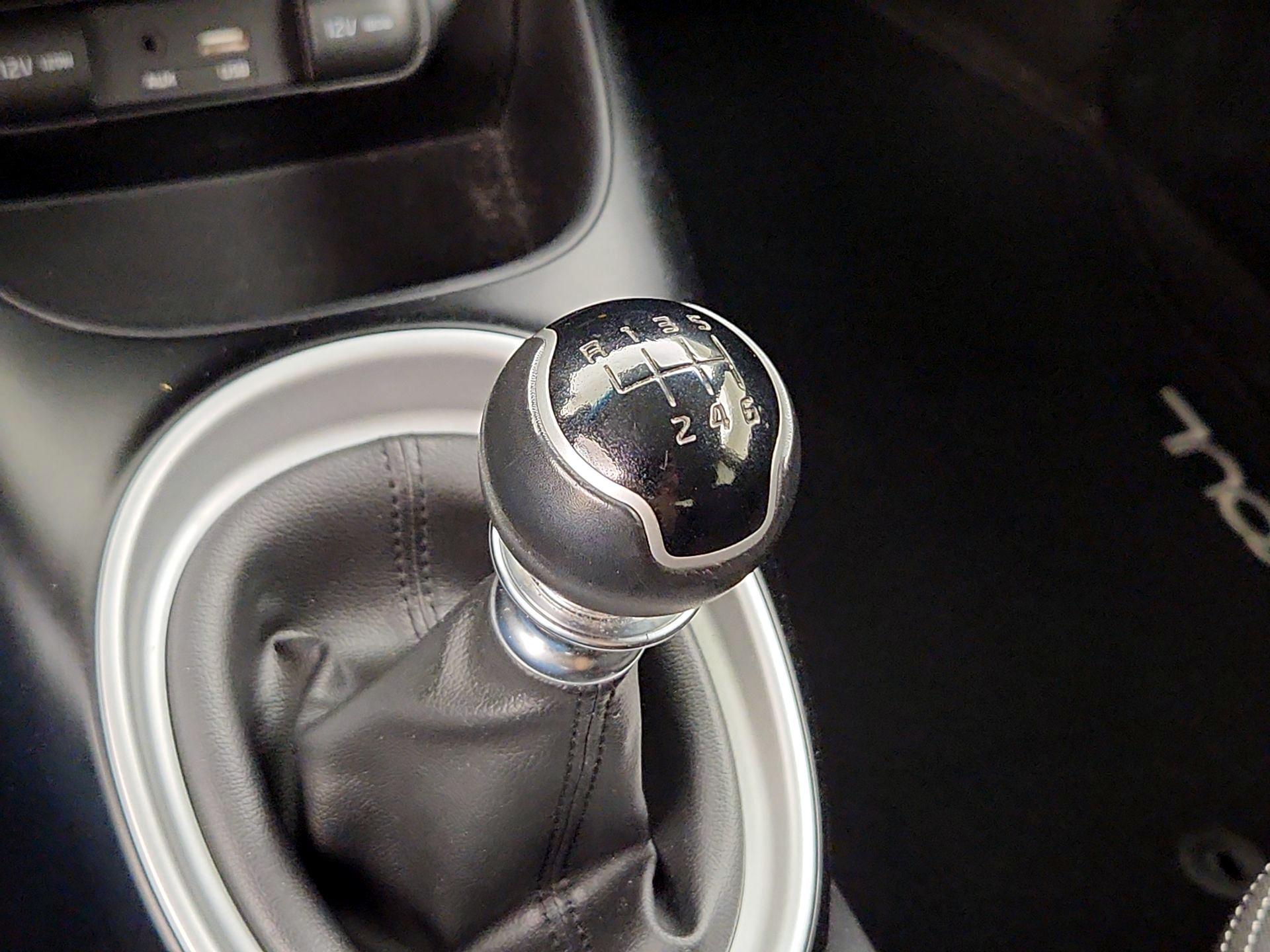 Thumbnail: 2016 Kia Soul - 16