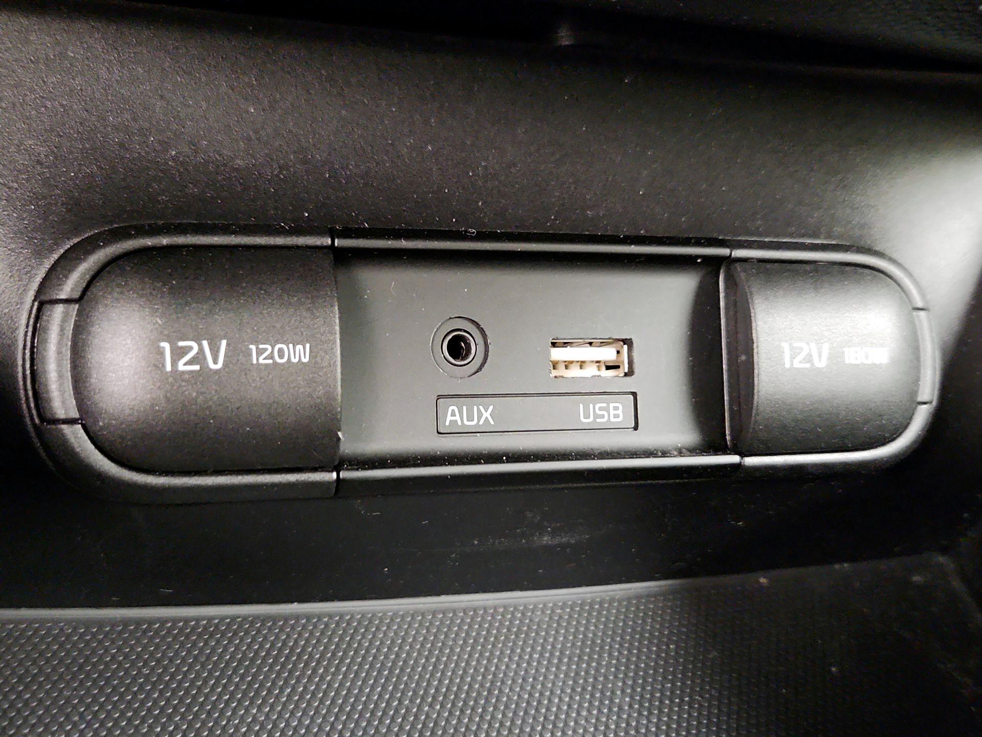 Thumbnail: 2016 Kia Soul - 17