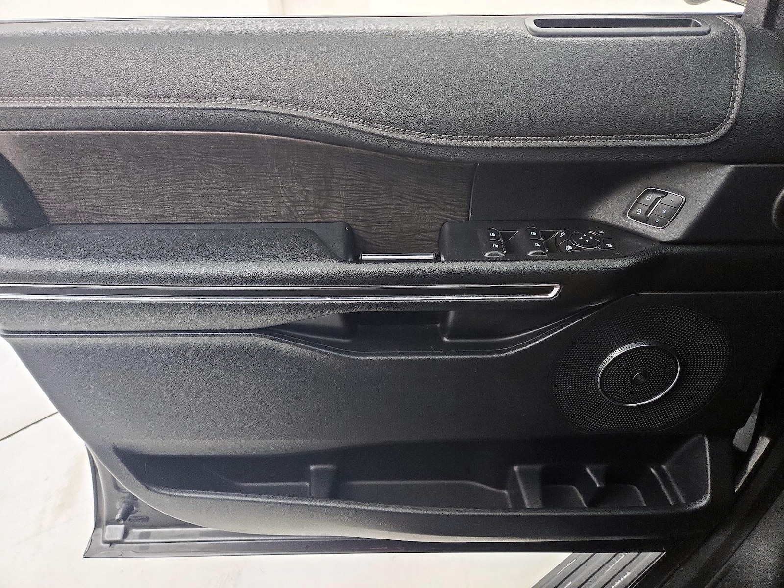 2018 Ford Expedition Limited - Photo 13