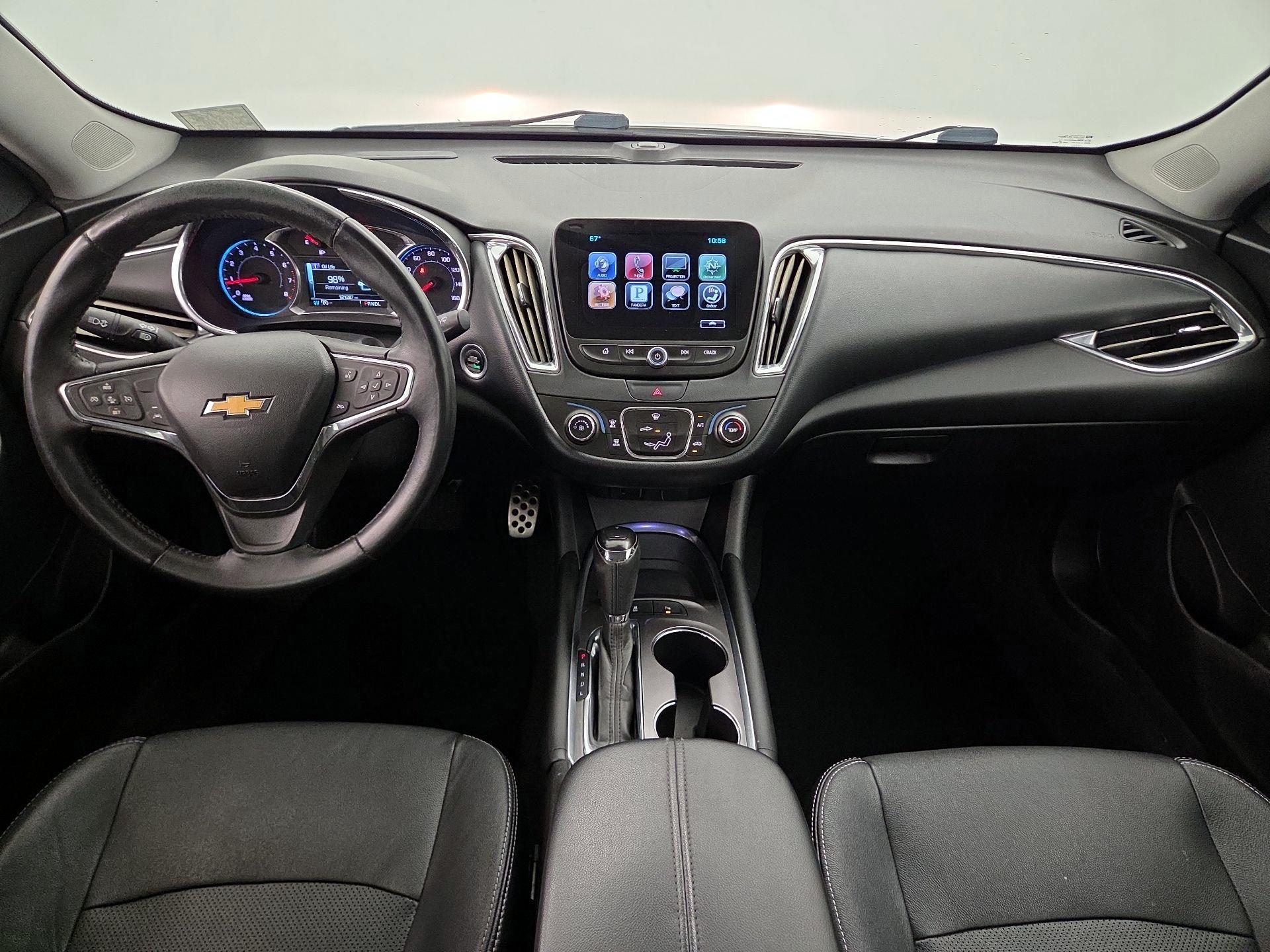 Thumbnail: 2016 Chevrolet Malibu - 9