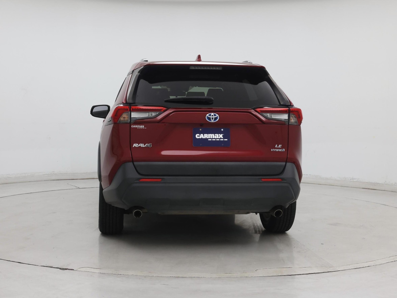 2020 Toyota RAV4 LE - Photo 7