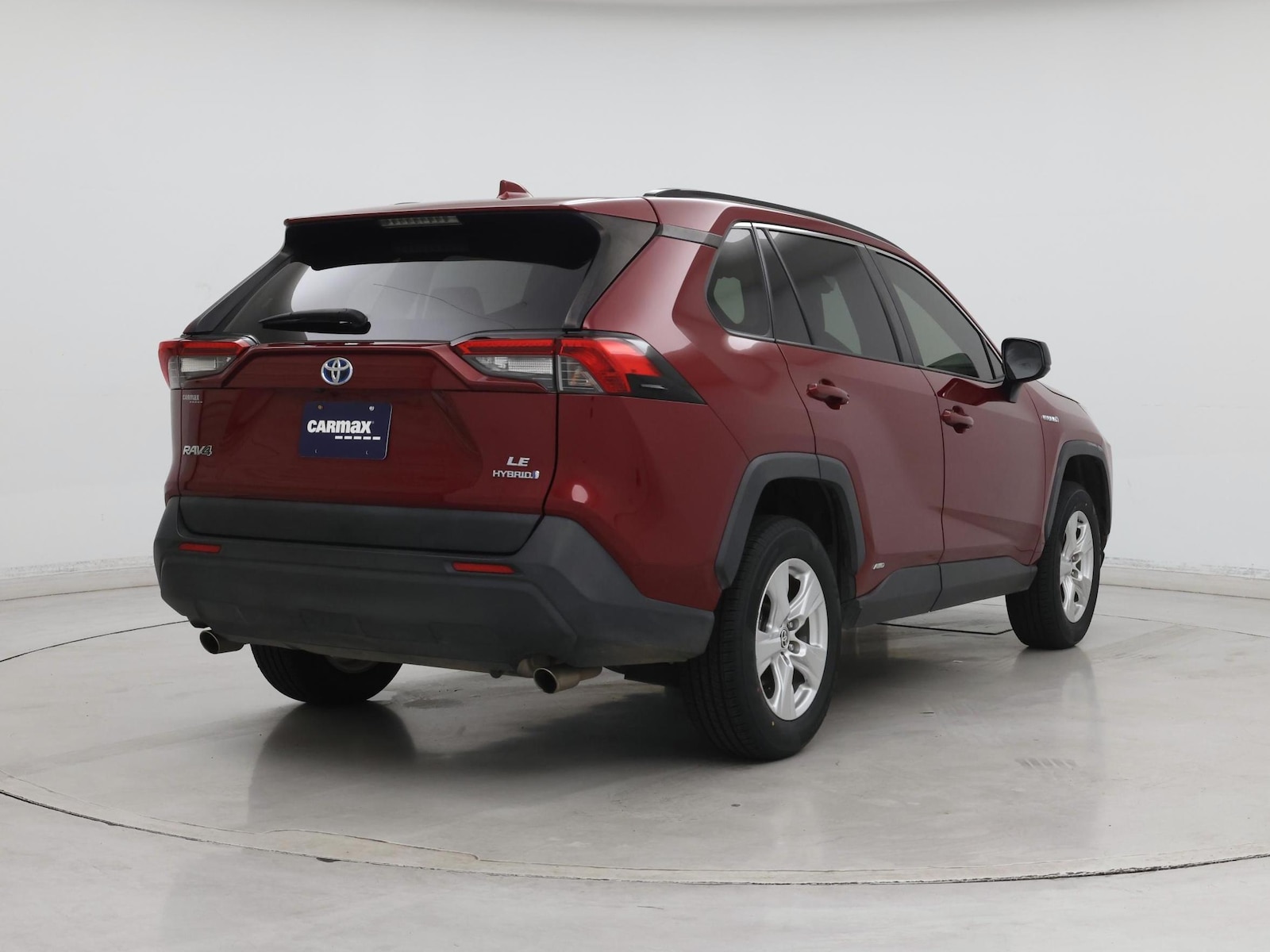 2020 Toyota RAV4 LE - Photo 9