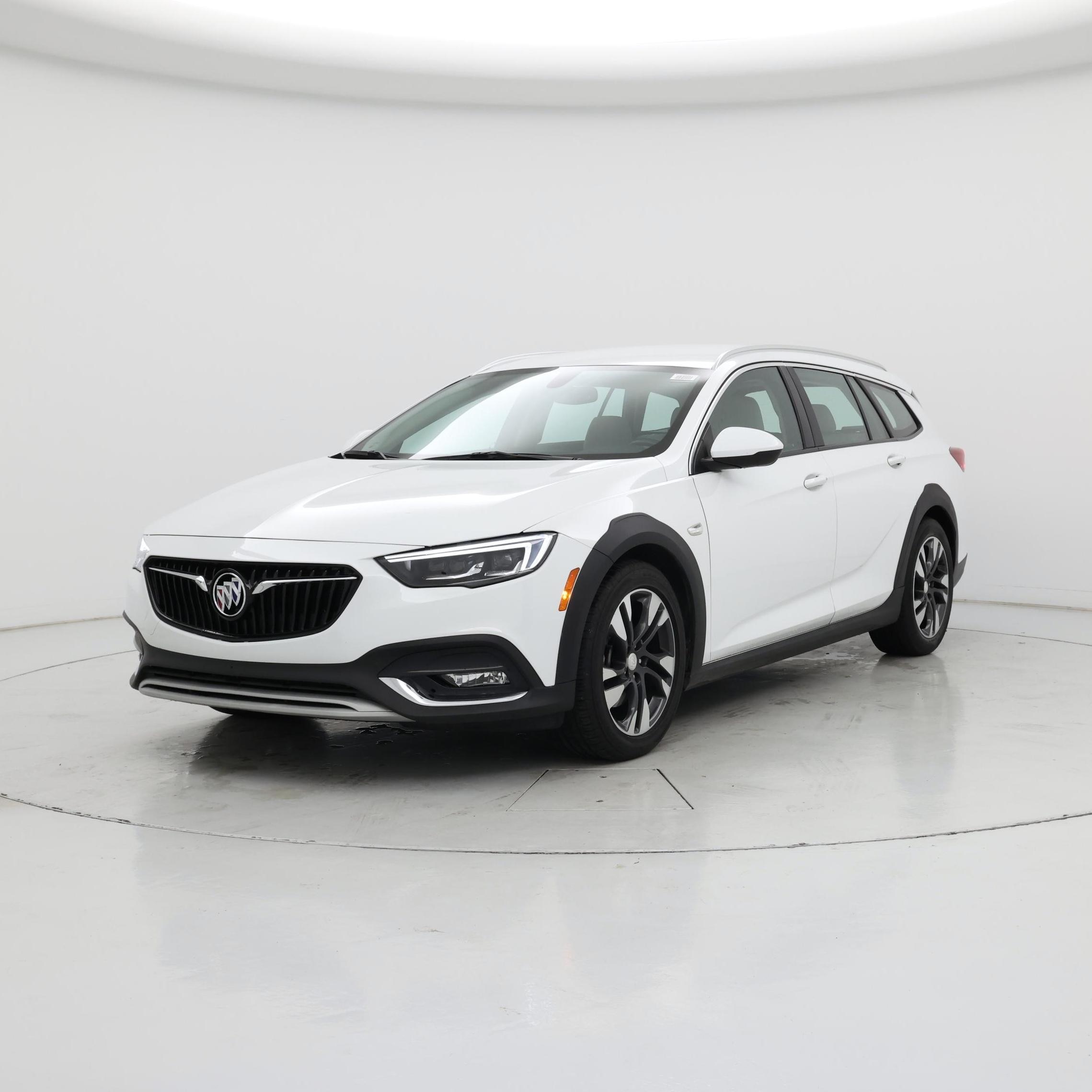Thumbnail: 2019 Buick Regal - 4
