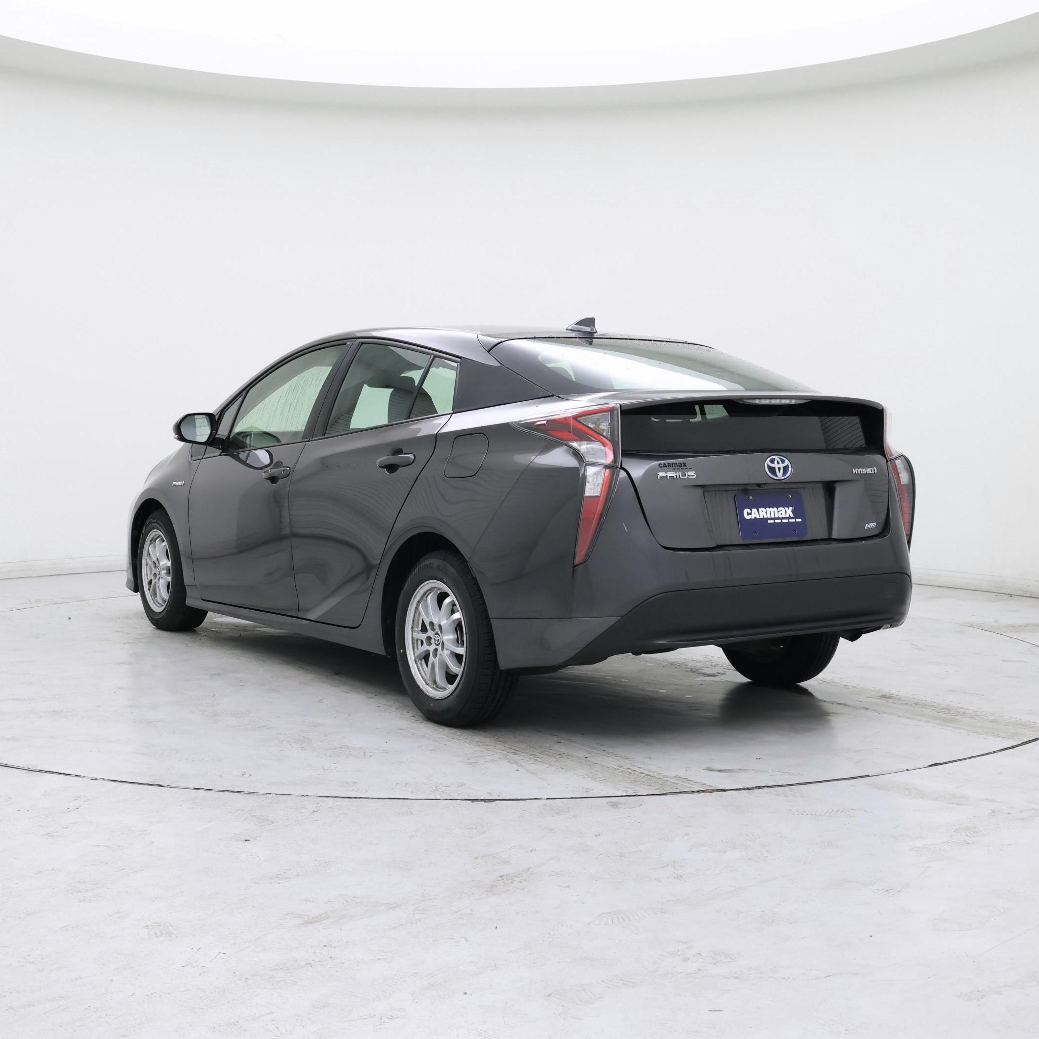Thumbnail: 2017 Toyota Prius - 2