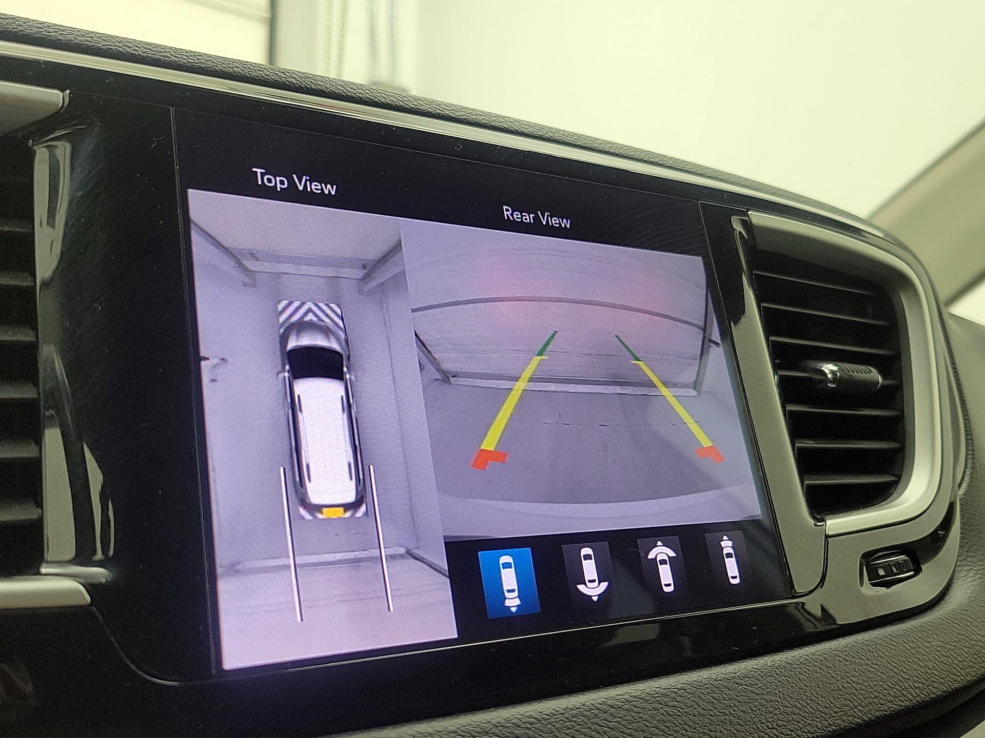 Thumbnail: 2020 Chrysler Pacifica - 15