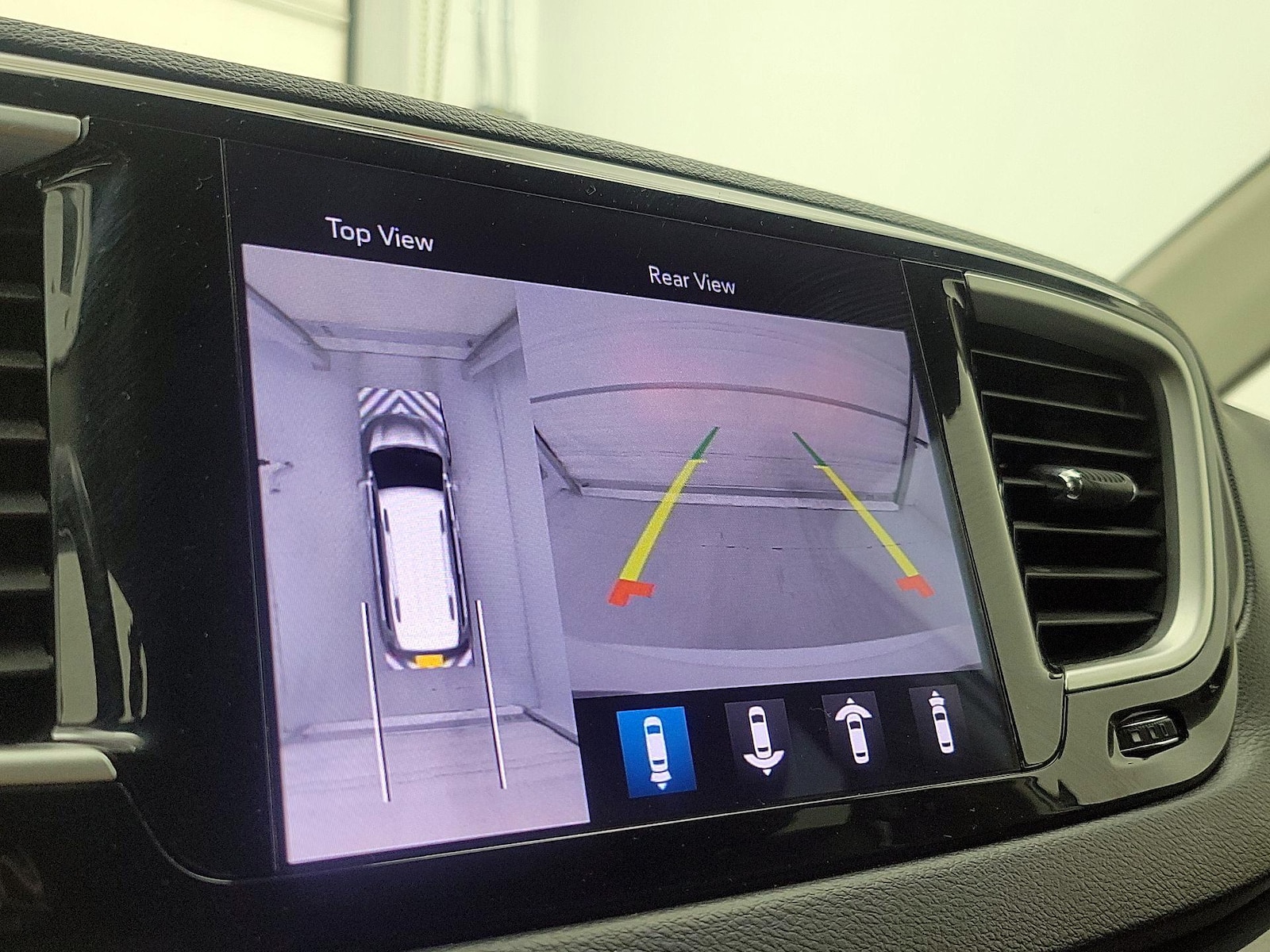 2020 Chrysler Pacifica Touring L - Photo 16