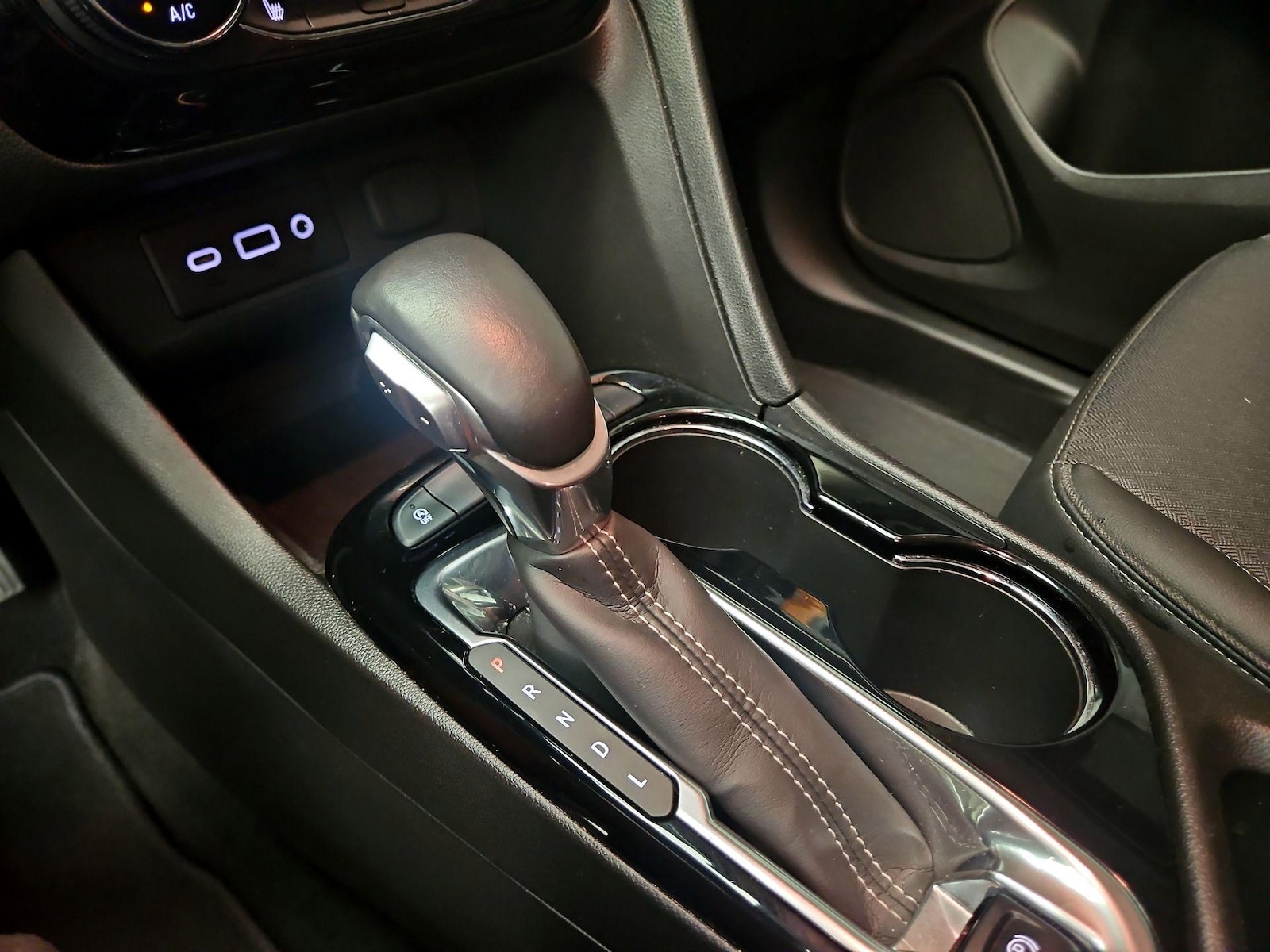 2022 Buick Encore GX Select - Photo 18