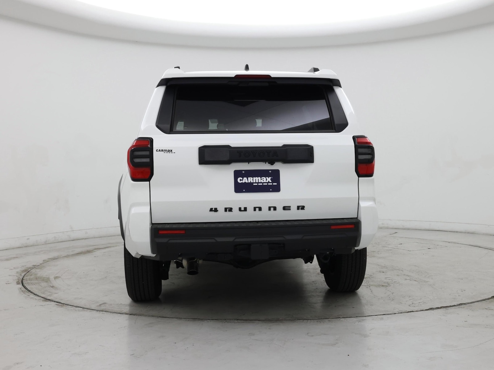 2026 Toyota 4Runner SR5 - Photo 7