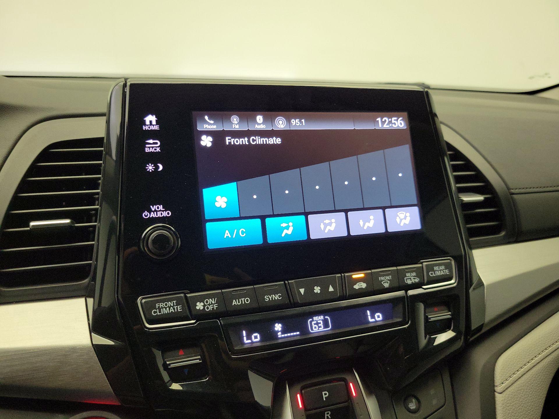 Thumbnail: 2019 Honda Odyssey - 16