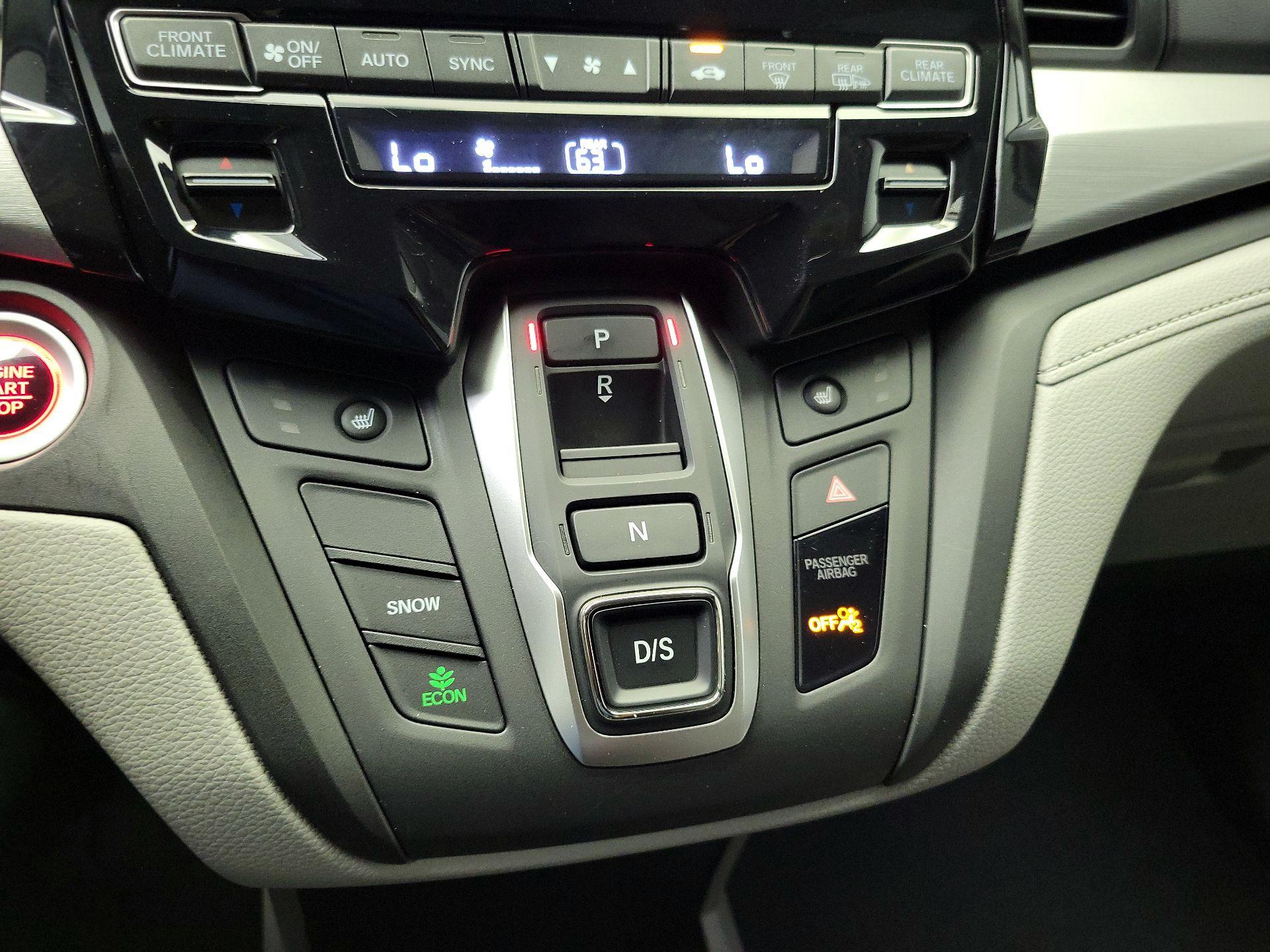 Thumbnail: 2019 Honda Odyssey - 17