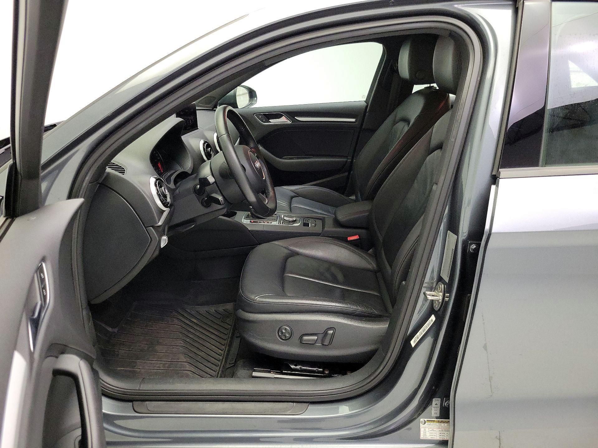 Thumbnail: 2016 Audi A3 - 11