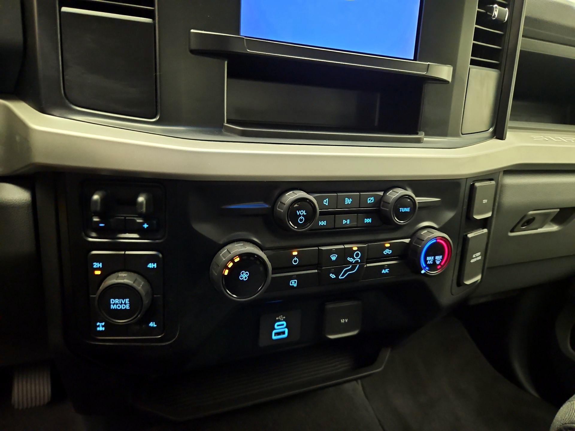 Thumbnail: 2024 Ford F-250 - 15
