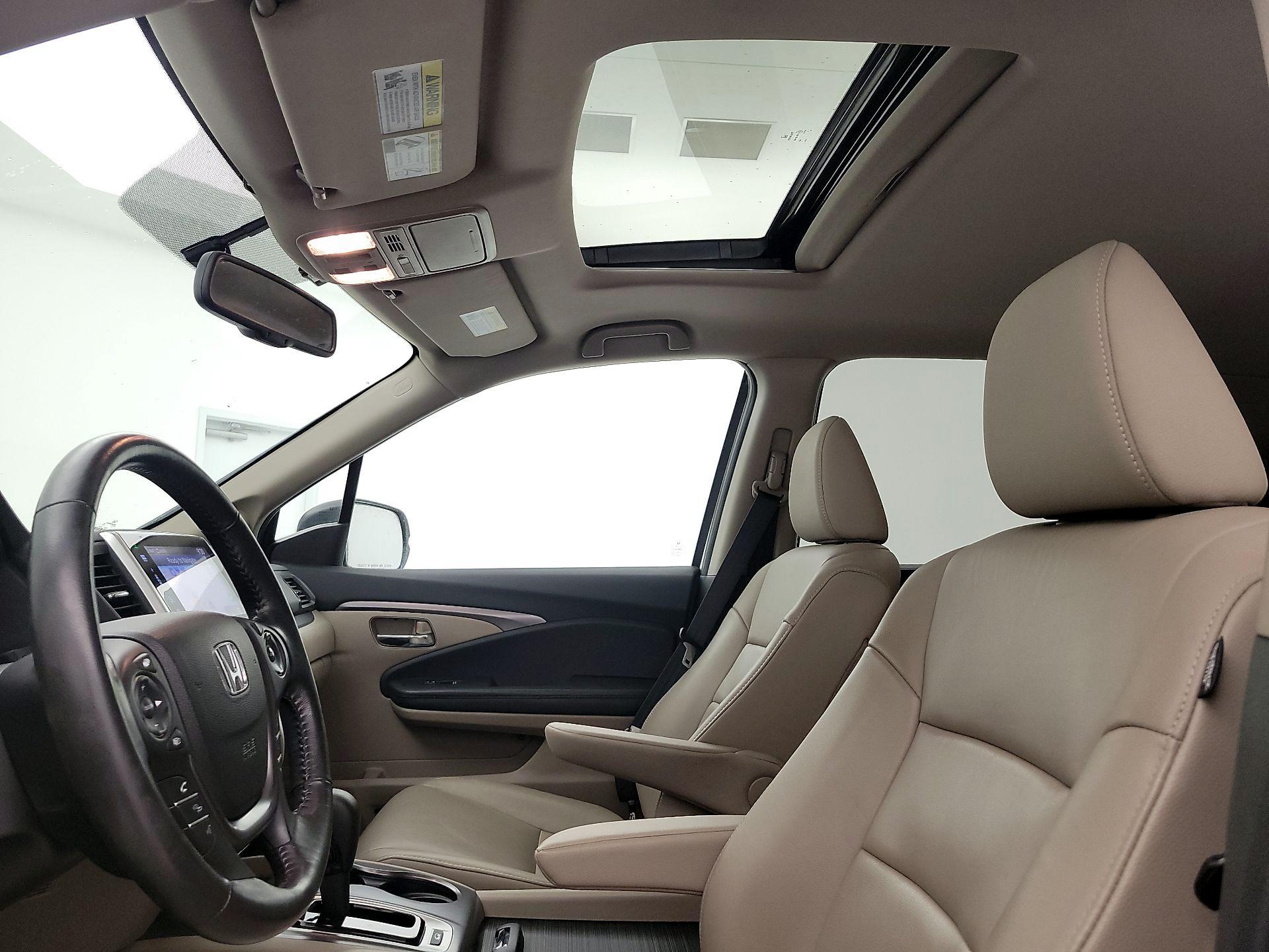 Thumbnail: 2016 Honda Pilot - 20