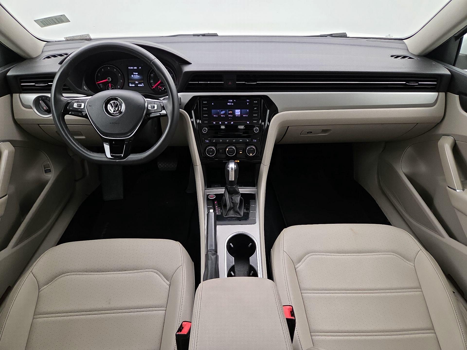 Thumbnail: 2022 Volkswagen Passat - 9