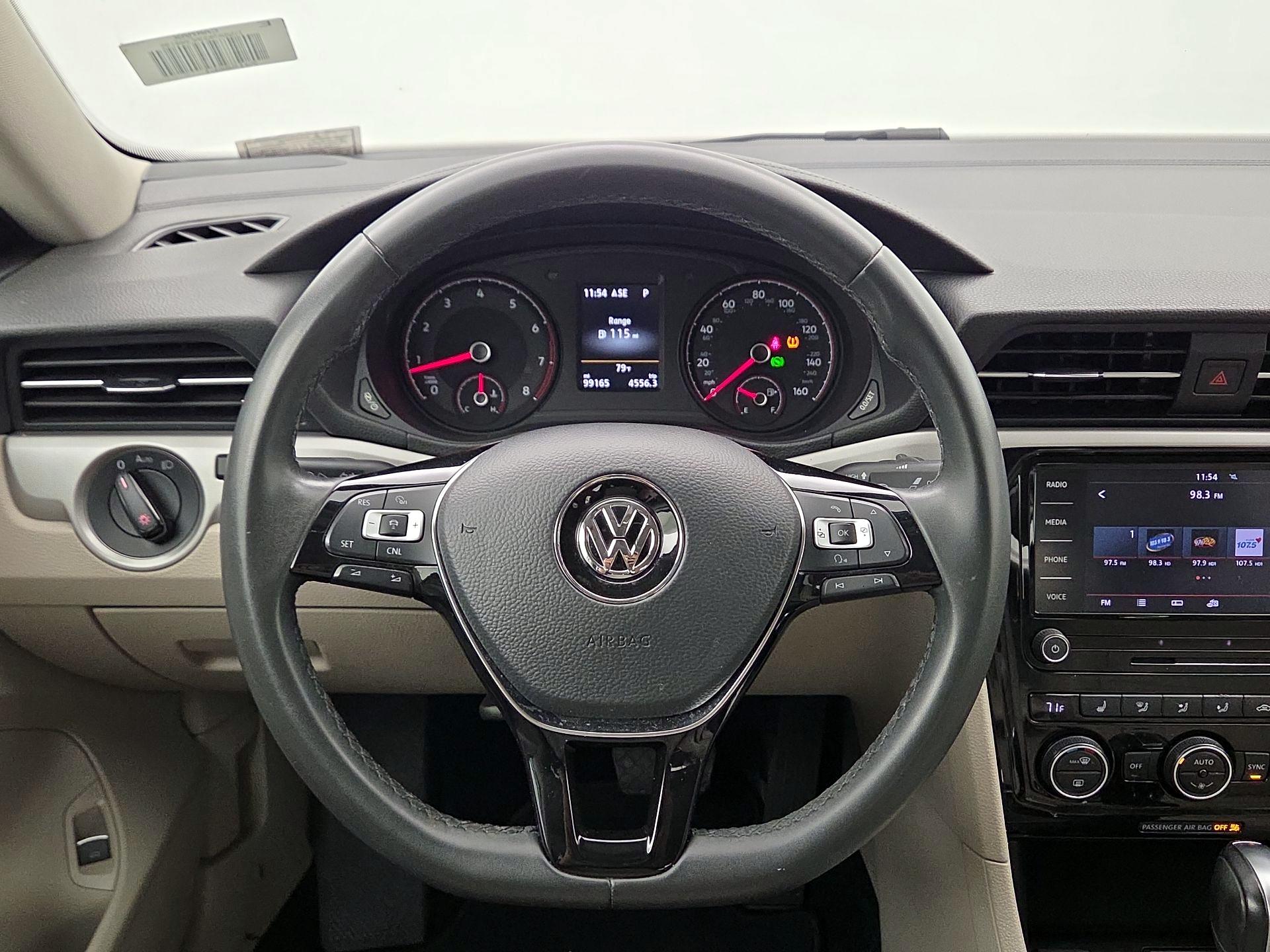 Thumbnail: 2022 Volkswagen Passat - 10