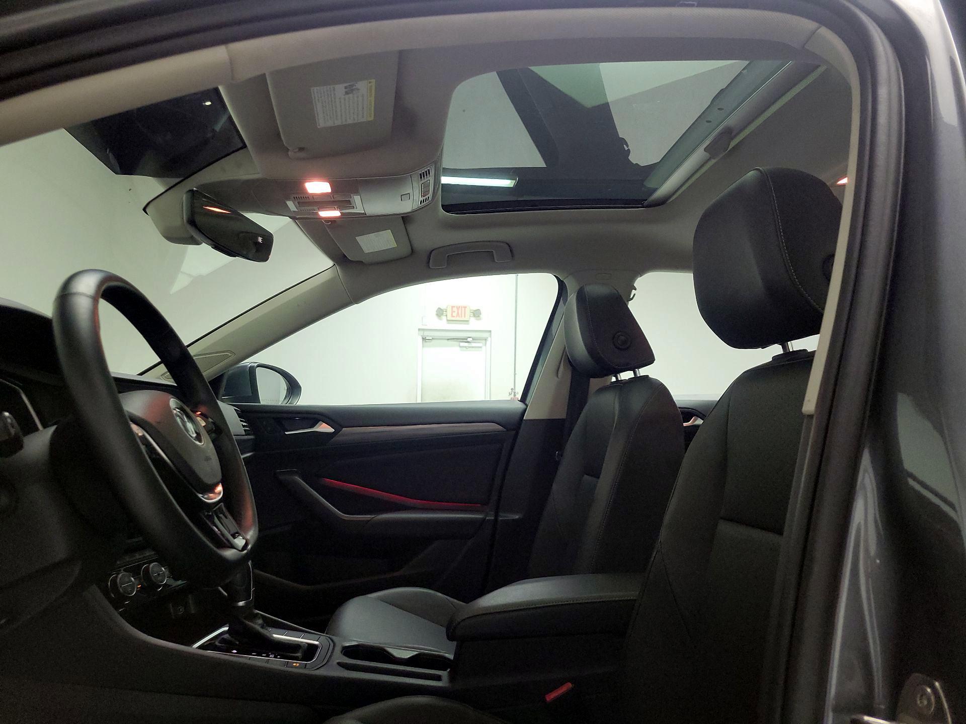 Thumbnail: 2019 Volkswagen Jetta - 19