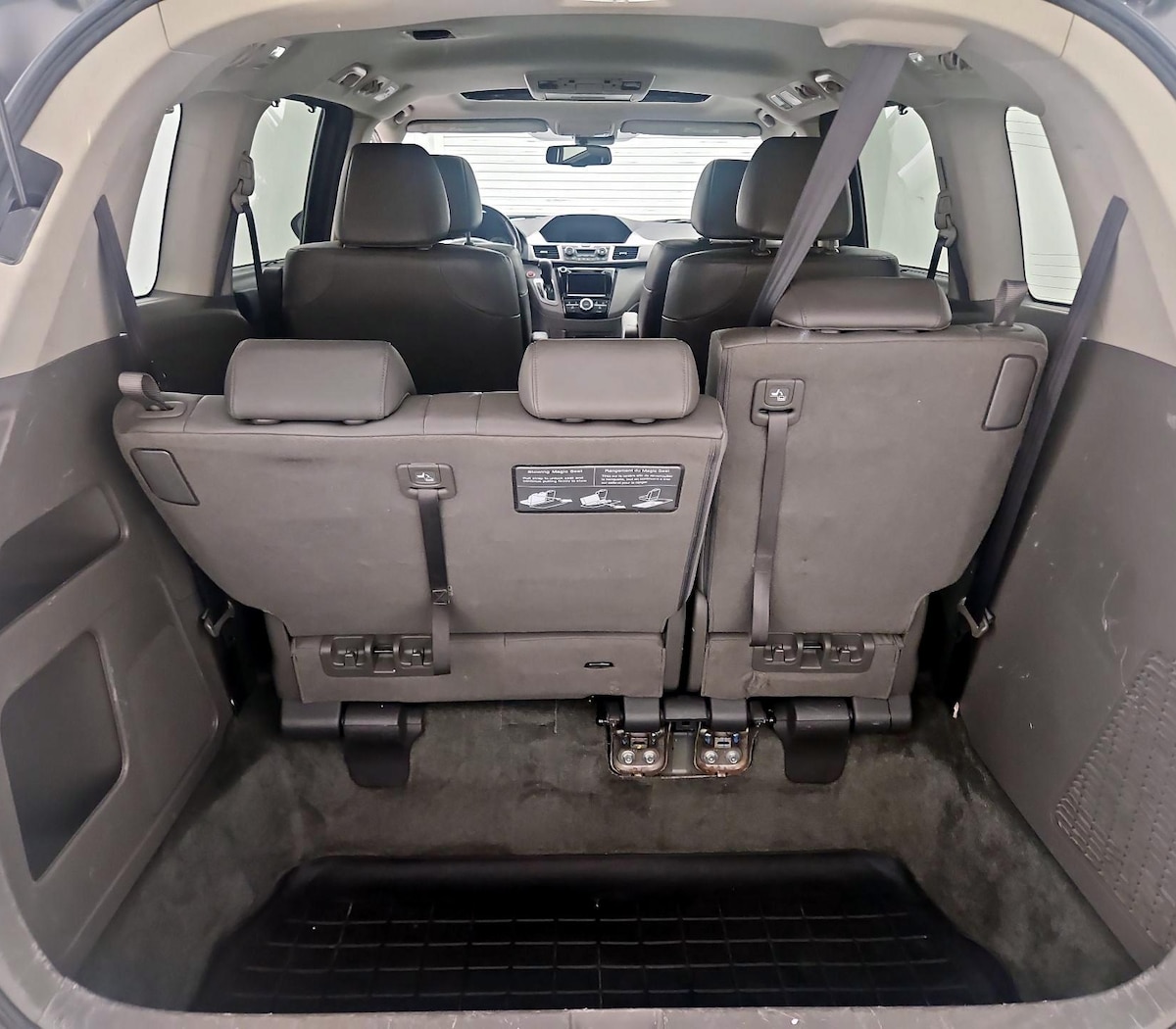 Trunk/Cargo (Seats Up)