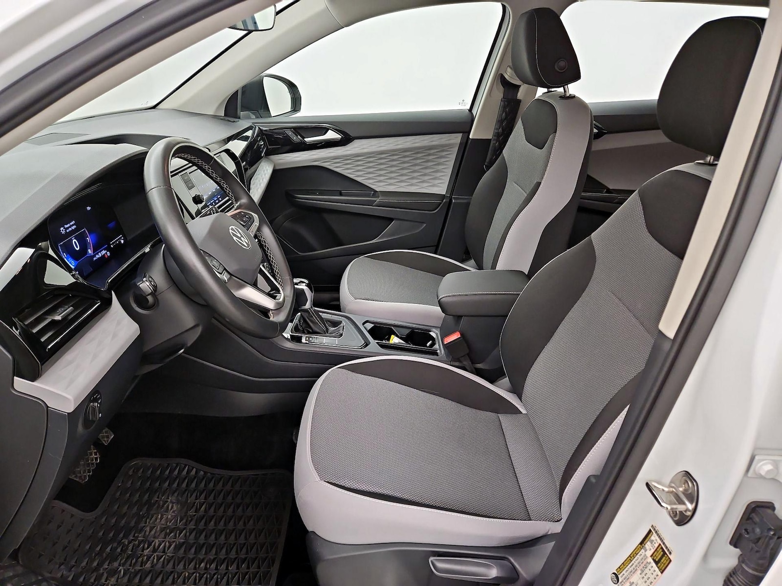 2024 Volkswagen Taos S - Photo 12