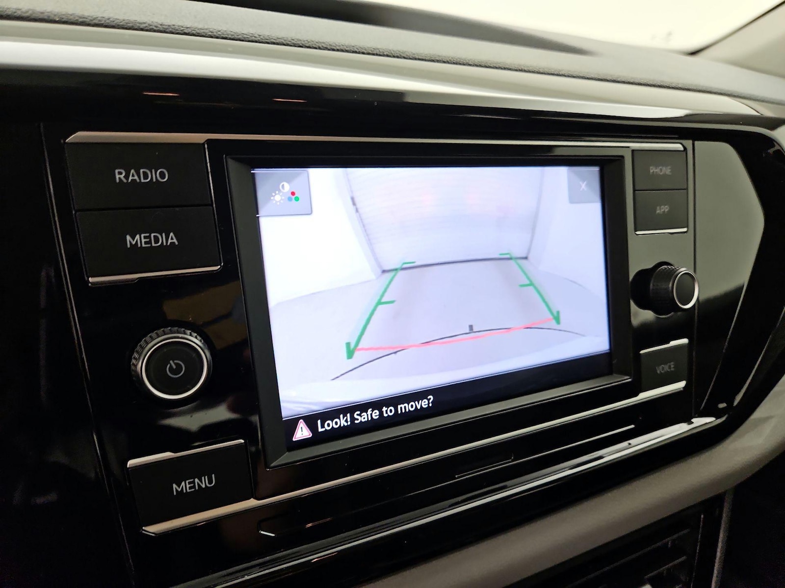 2024 Volkswagen Taos S - Photo 15