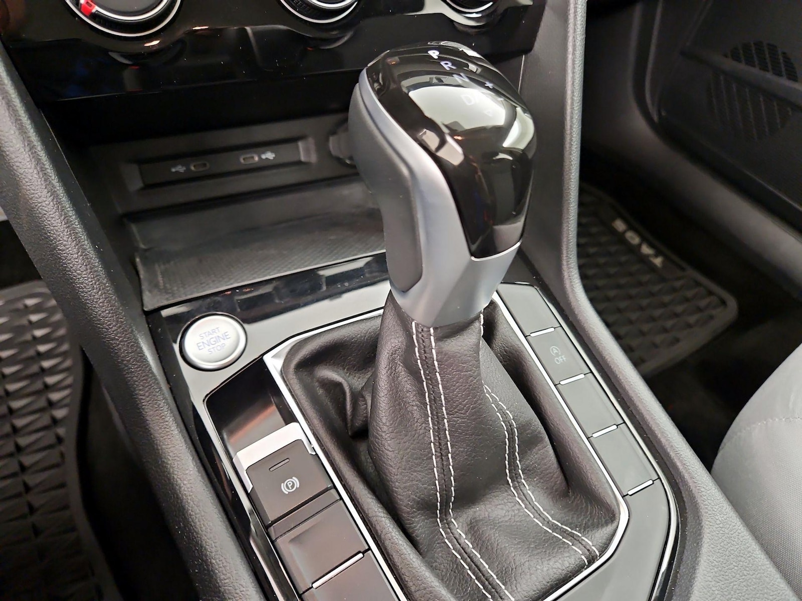 2024 Volkswagen Taos S - Photo 18