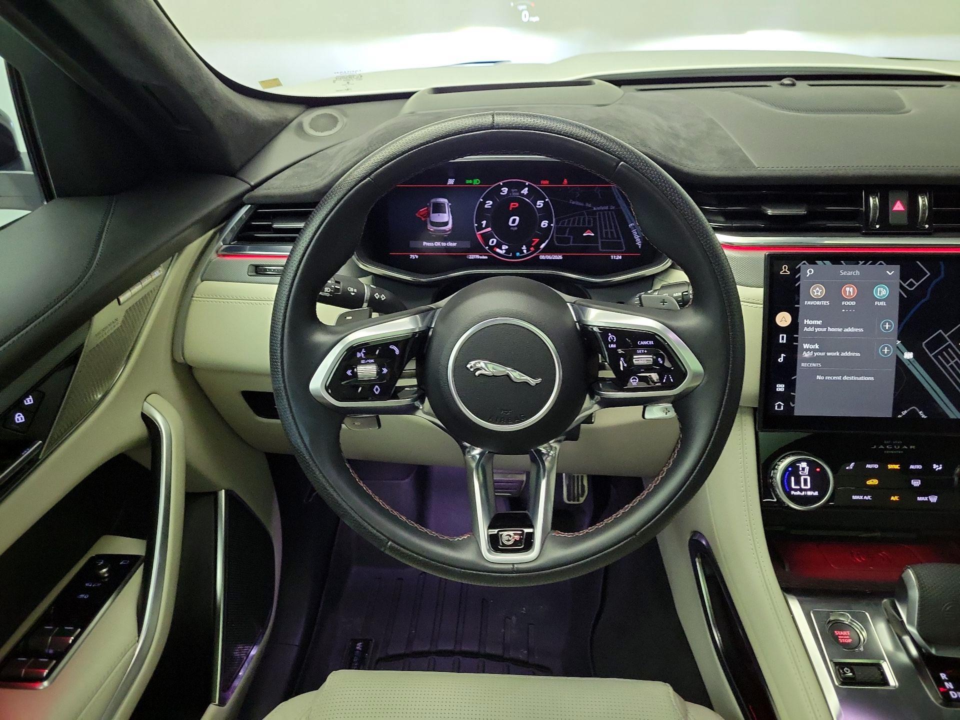 Thumbnail: 2023 Jaguar F-Pace - 10